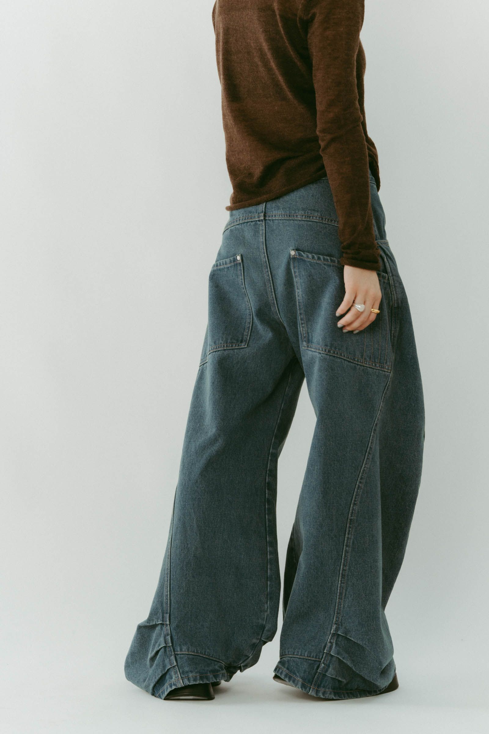 tuck design denim pants / タックデザインデニムパンツ (デニムブルー) / 25AW