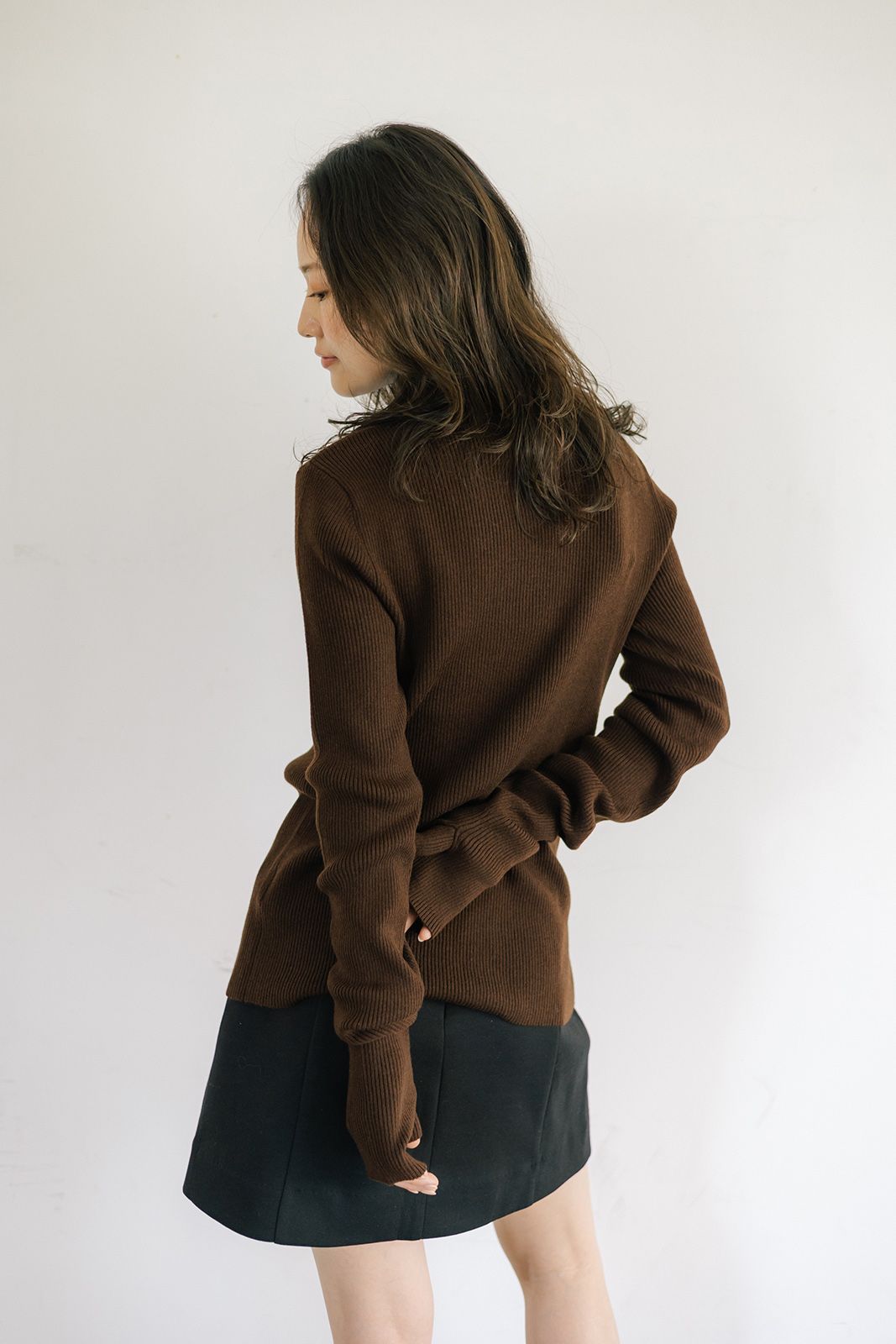 ハンドウォーマーリブトップス (ブラウン) Hand warmer ribbed top (Brown) / 26AW