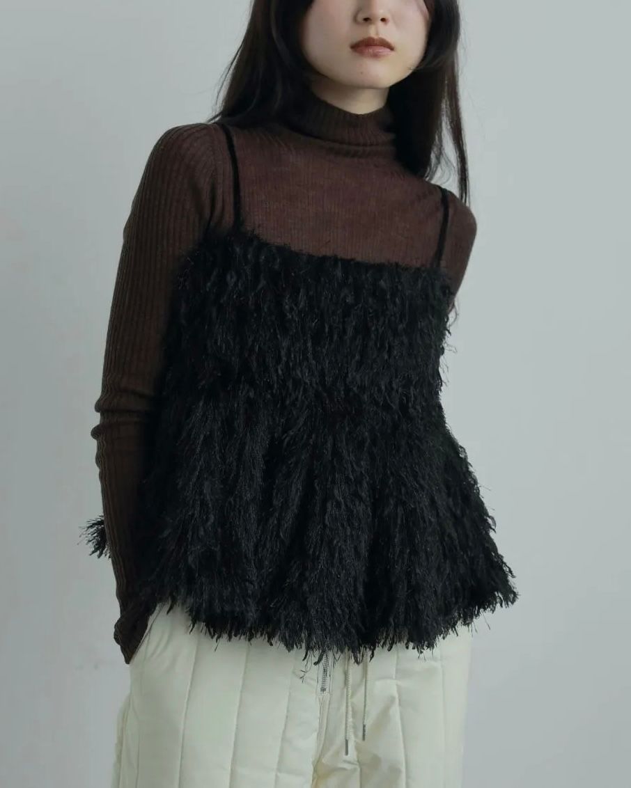 【25AW】Backopen Feather Camisole / バックオープン フェザーキャミソール (ブラック)