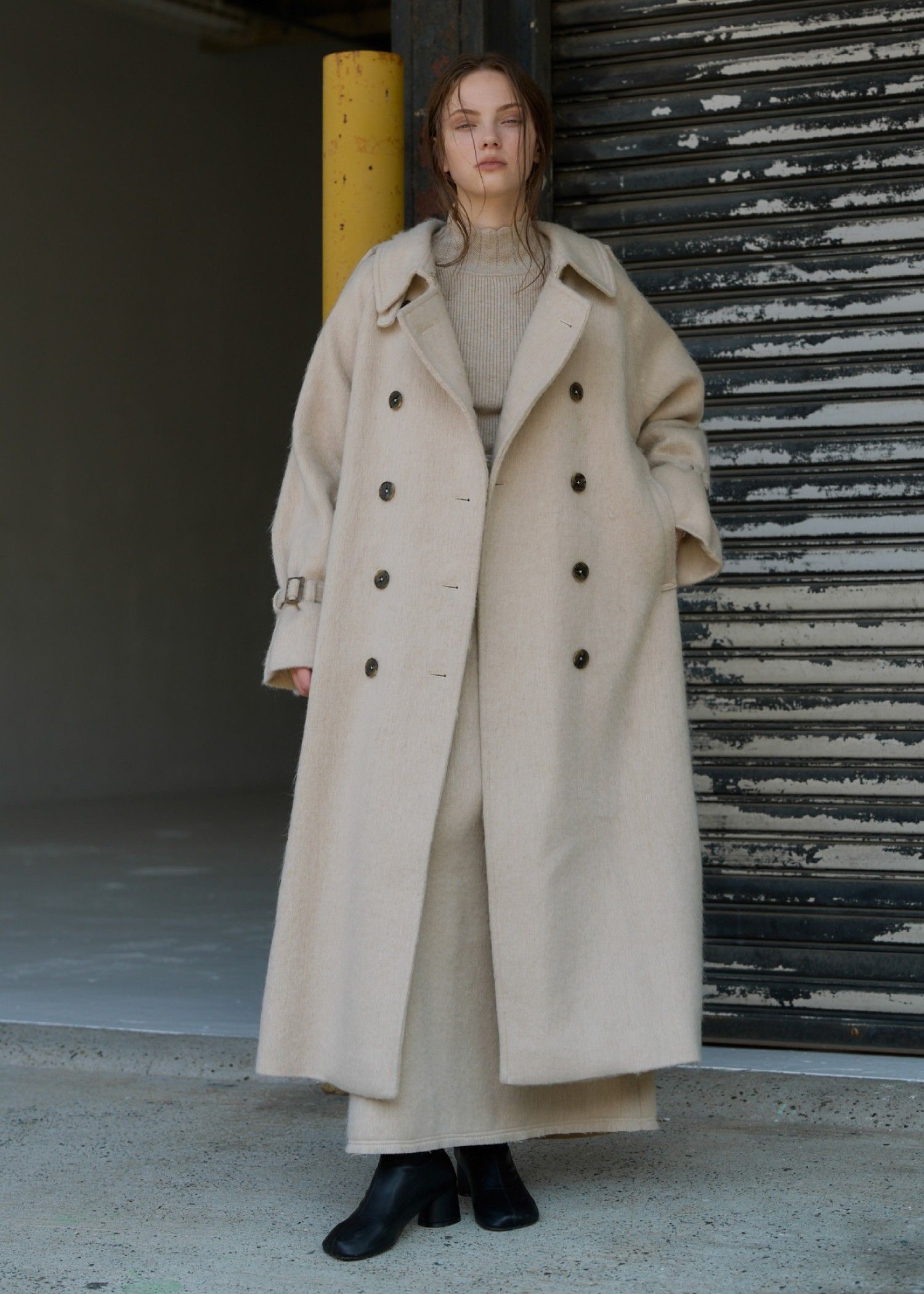 shaggy volume sleeve trench long coat / シャギー トレンチコート (ミルクティー) / 25AW /