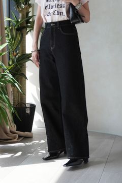 レース ストレートデニムパンツ (ブラック) lace embellished hem straight denim PT (Black) /  26SS