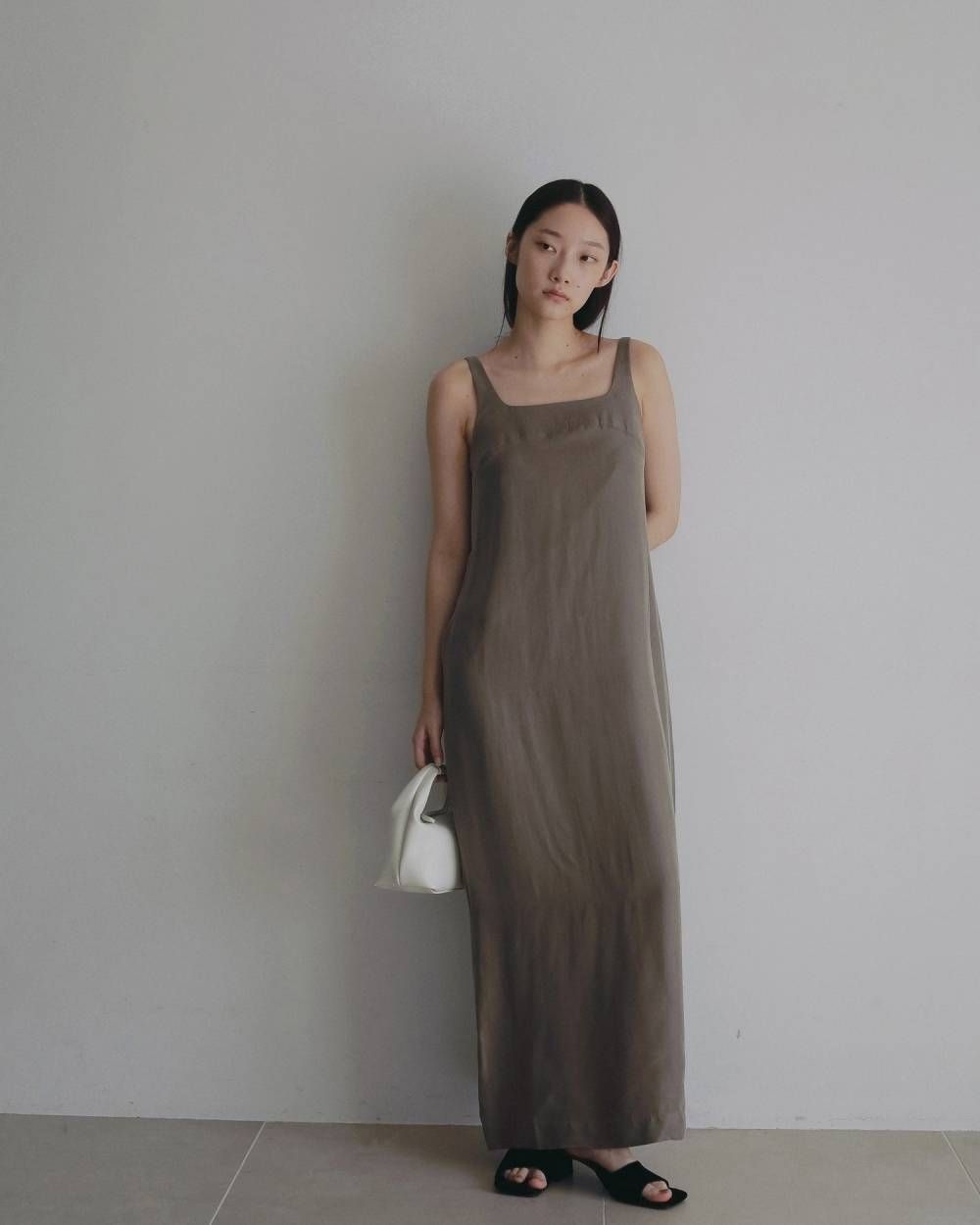 ワンハンドル レザーバッグ (アイボリー) Onehandle Leather Bag (Ivory) / 26SS