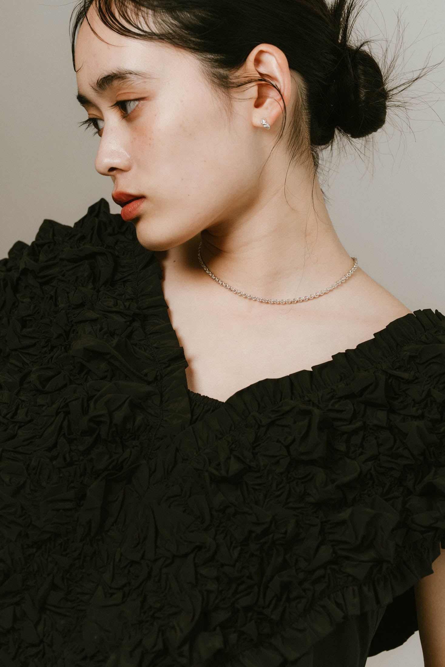 2way off shoulder blouse / 2ウェイ オフショルダーブラウス (ブラック) / 25SS