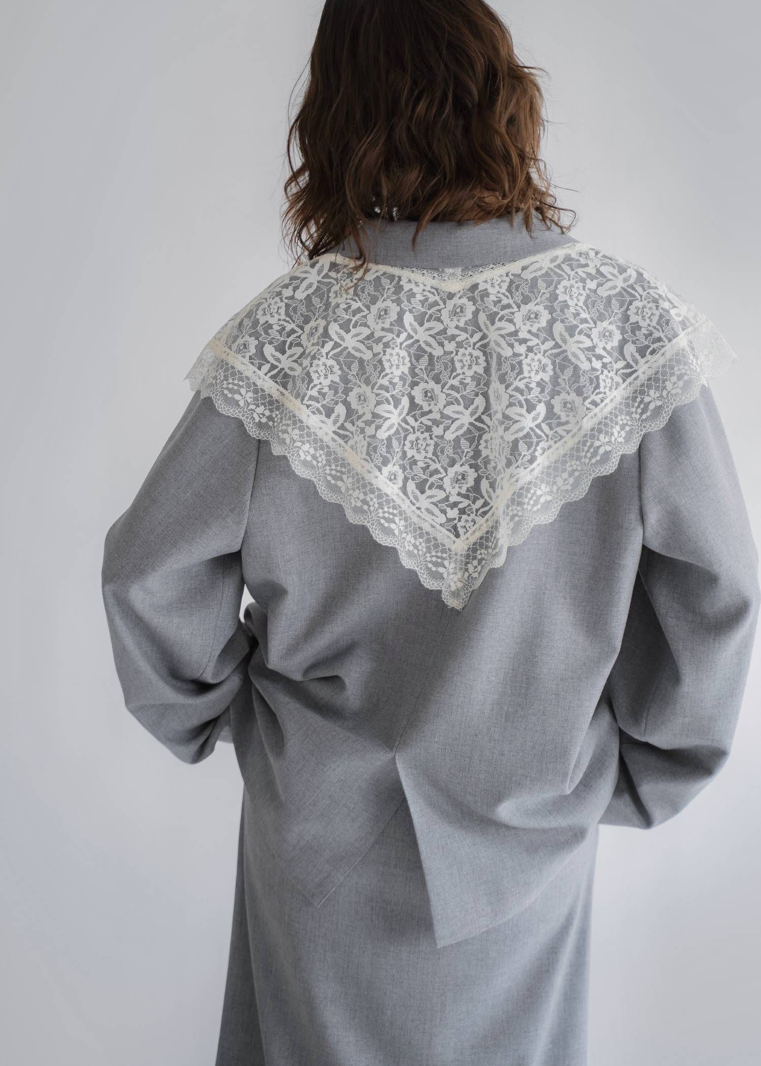 アレンジレース ジャケット (ライトグレー) arrangement lace shawl oversize JK (Lgray) /  26SS