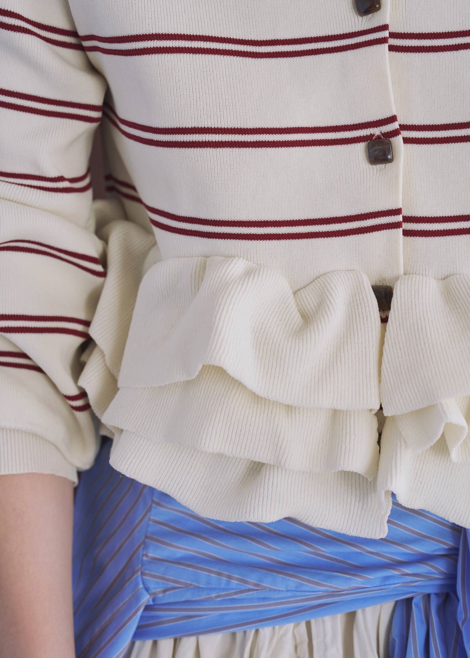 フリルニットカーディガン (レッド) hem ruffle frill knit cardigan (Red) /  26SS