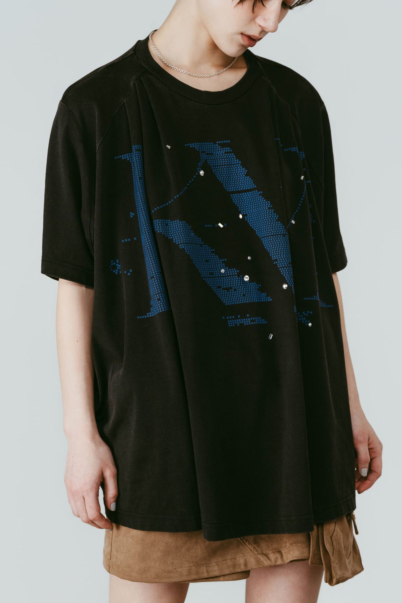 タック オーバーサイズTシャツ (ブラック) tuck detail oversized tee(unisex) (Black) /  26SS