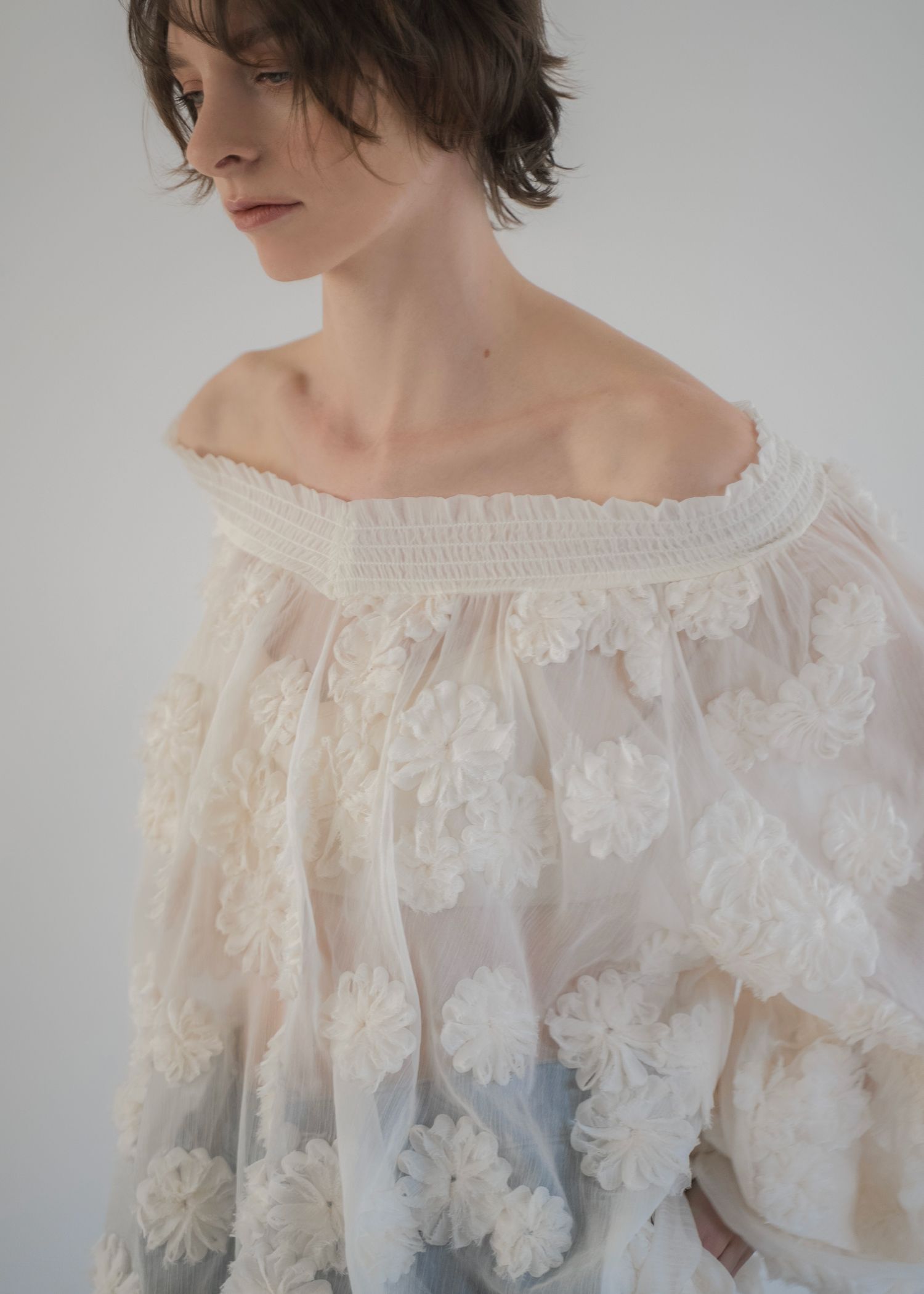flower motif sheer BL (Ivory) / フラワーモチーフシアーブラウス (アイボリー) / 26SS