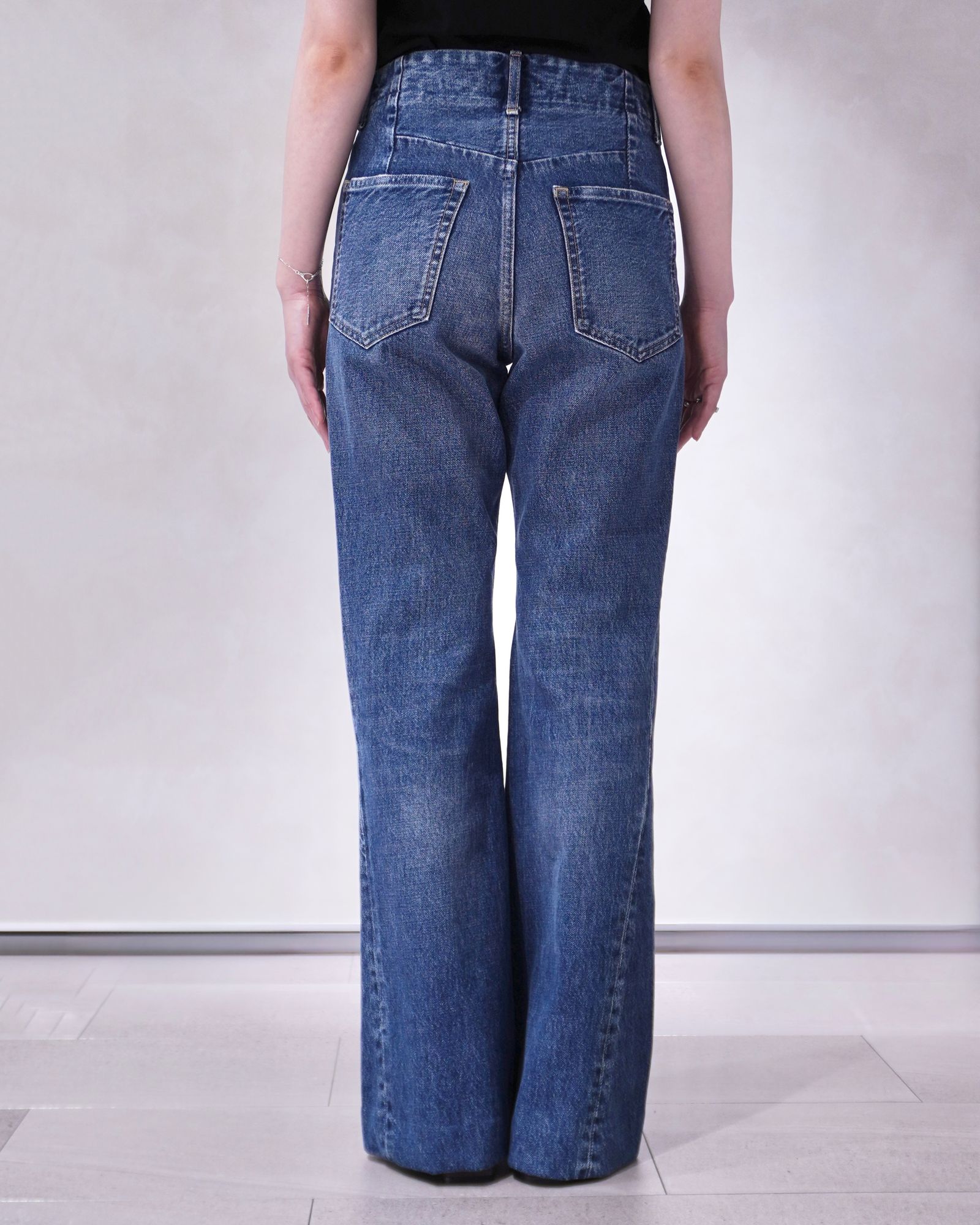 フレアジーンズ トラウザーズデニム (ヴィンテージブルー) FLARE JEAN TROUSERS (Vintage blue) /  レディース