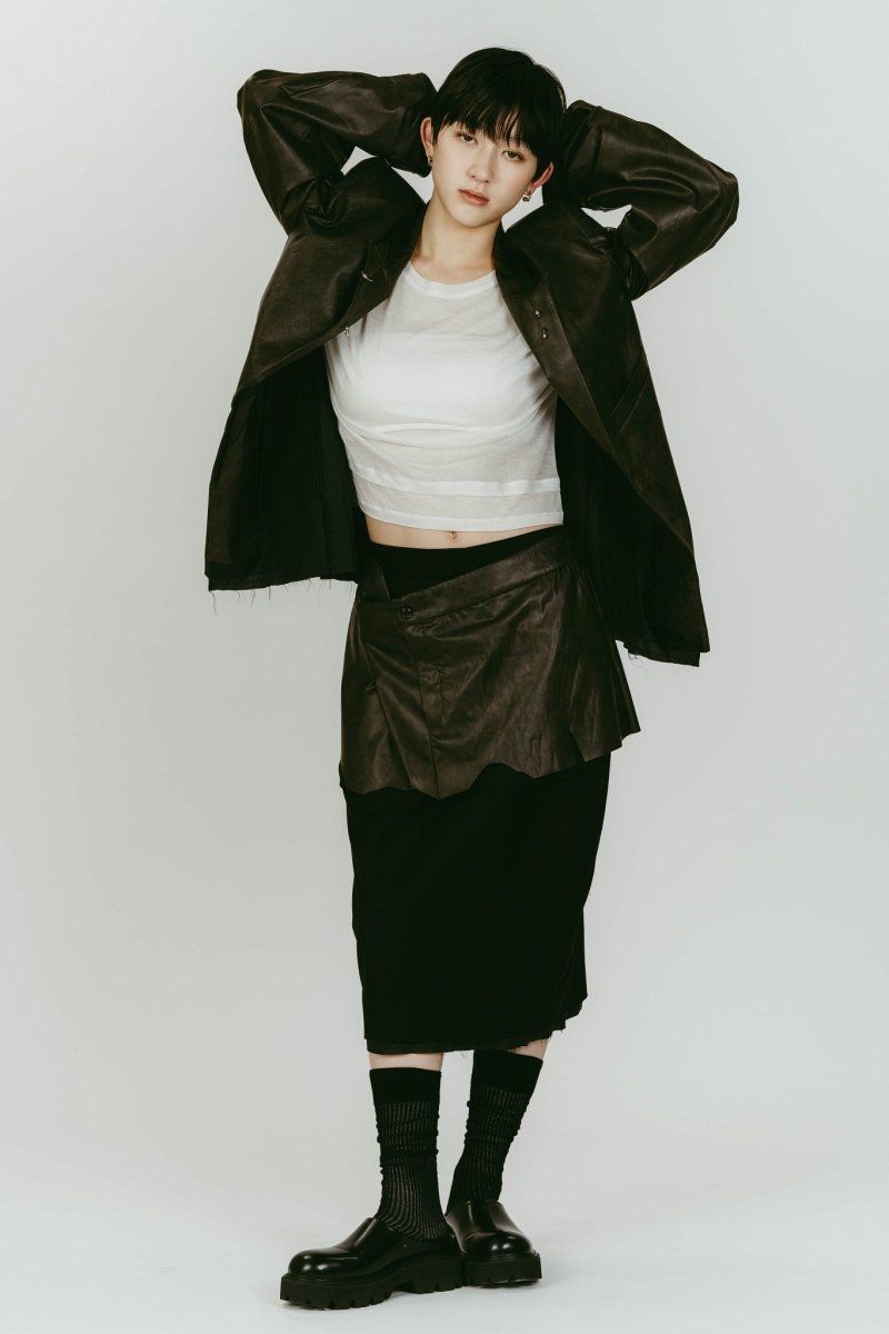 cut layered mid length skirt (Leatherblack) / レイヤード ミディアム丈スカート (レザーブラック) / 26SS