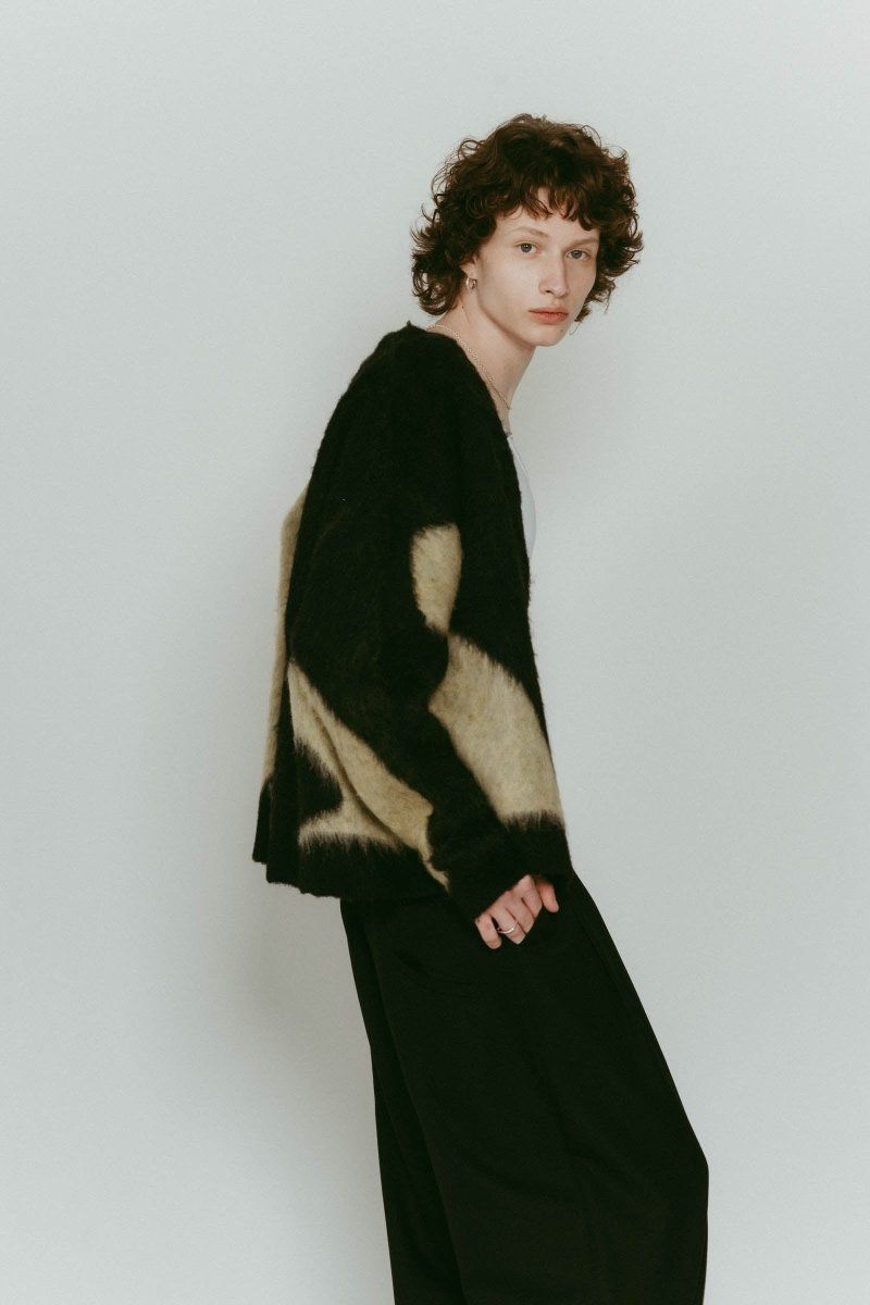 Vnack cardigan(unisex) / Vネックカーディガン (ブラック) / 25AW