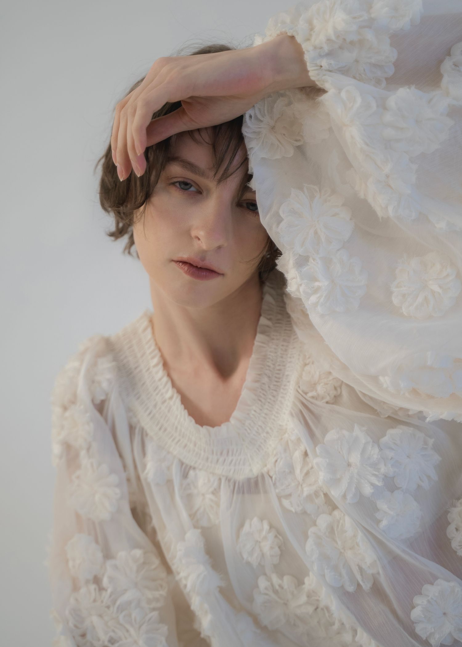 flower motif sheer BL (Ivory) / フラワーモチーフシアーブラウス (アイボリー) / 26SS