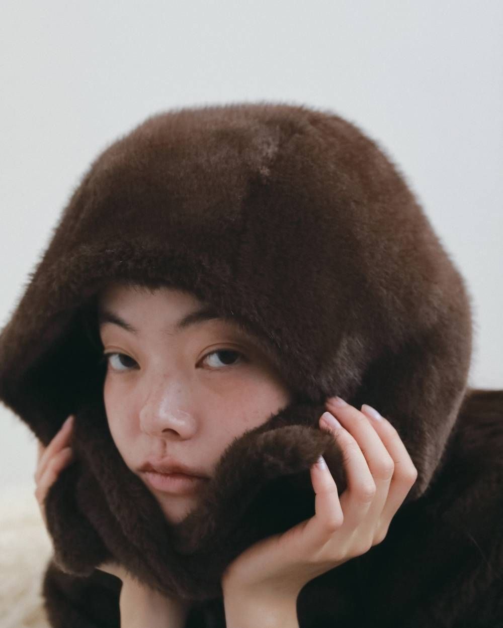 エコミンクファー フーディ (ブラウン) Eco Minkfur Hoodie (Brown) / 26AW 【6月29日まで期間限定予約】