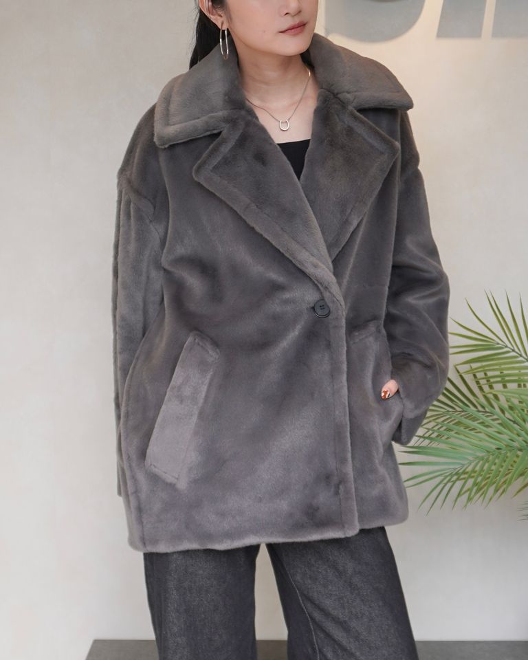 164cm 着用サイズ:38