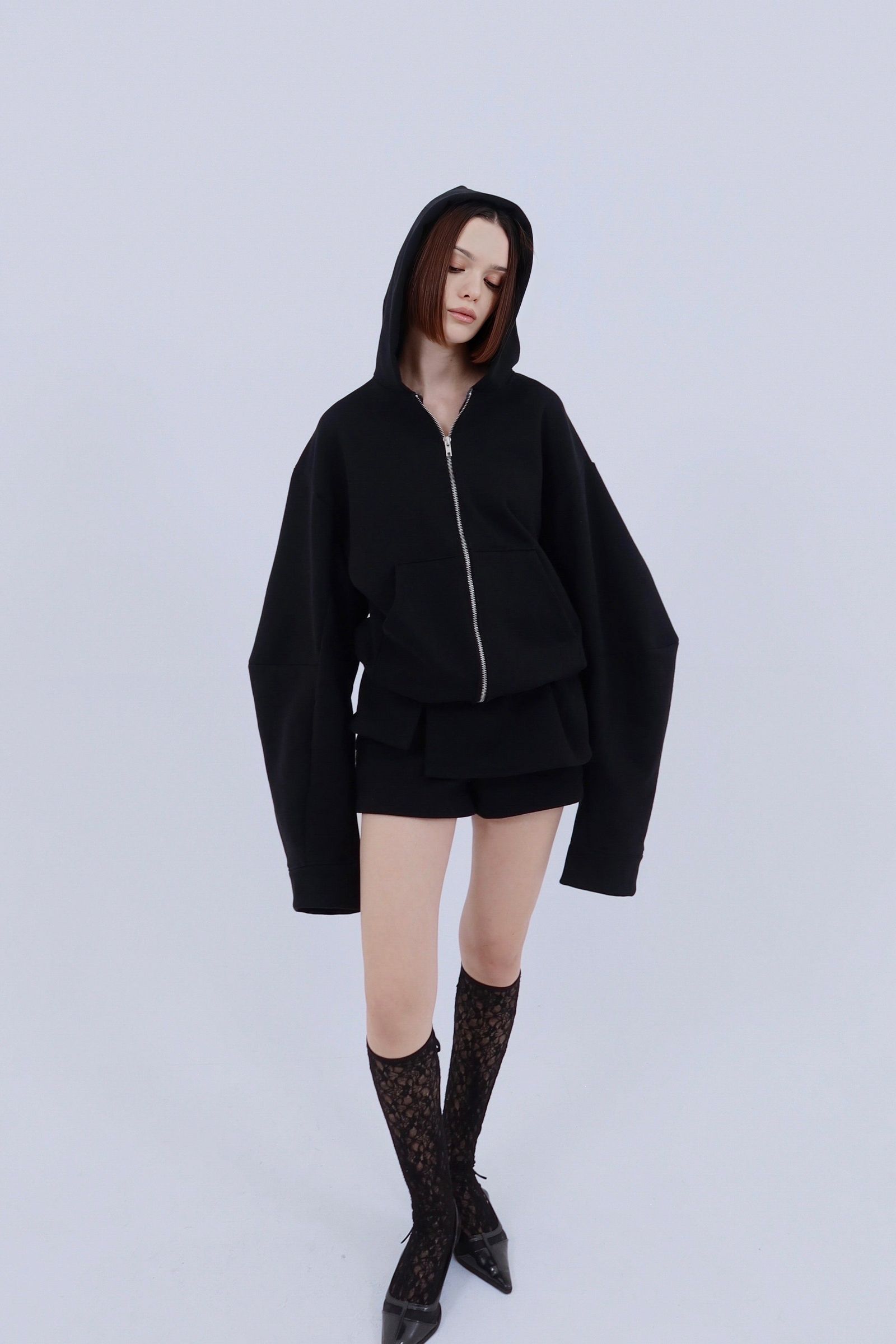 Edge frill shorts / エッジフリルショーツ (ブラック)