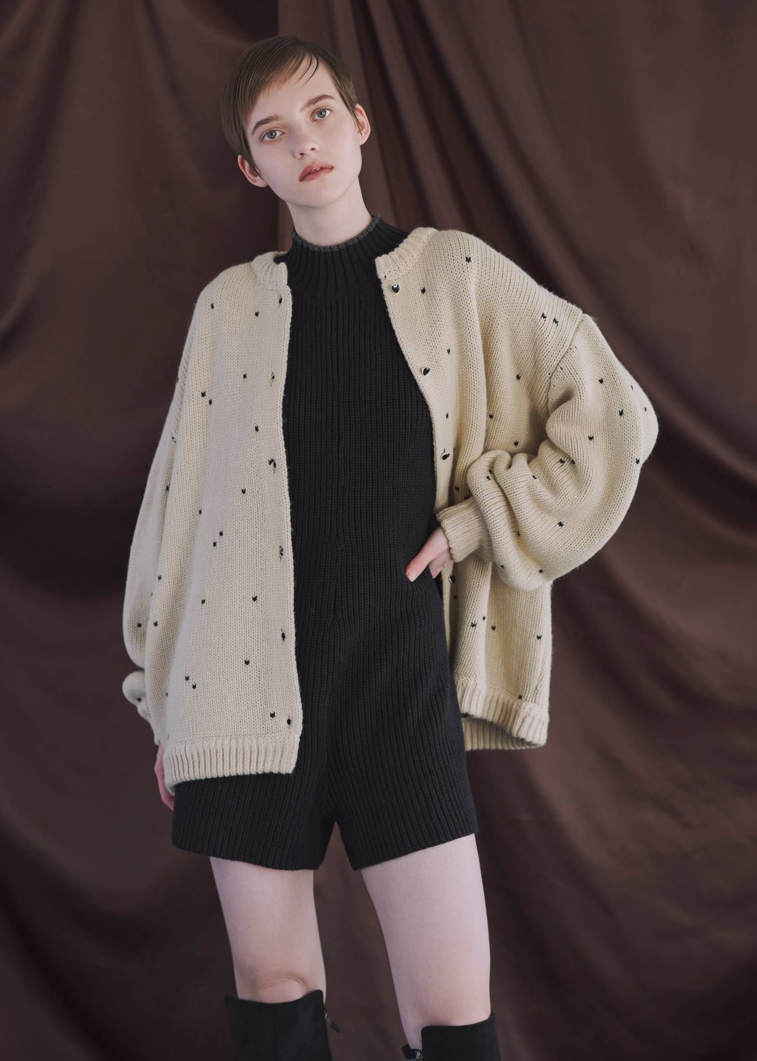 【ロング】ハートドット リバーシブルカーディガン (タン×ブラック) long heart dot jacquard reversible knit cardigan (tan×black) /  26SS