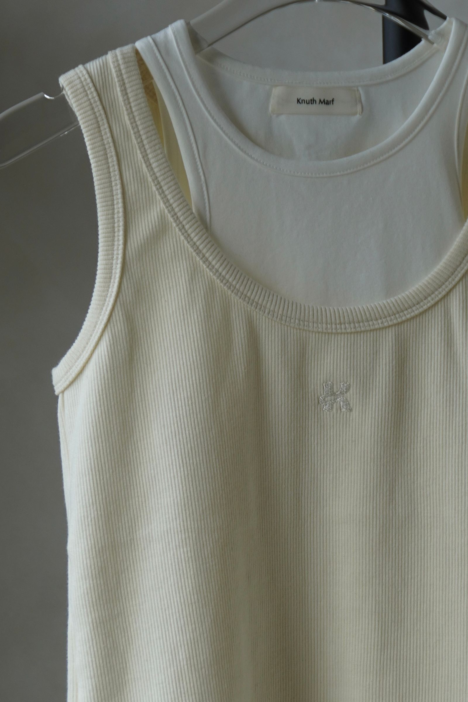 2ピース レイヤードロゴタンクトップ (アイボリー) 2piece layered logo tank top