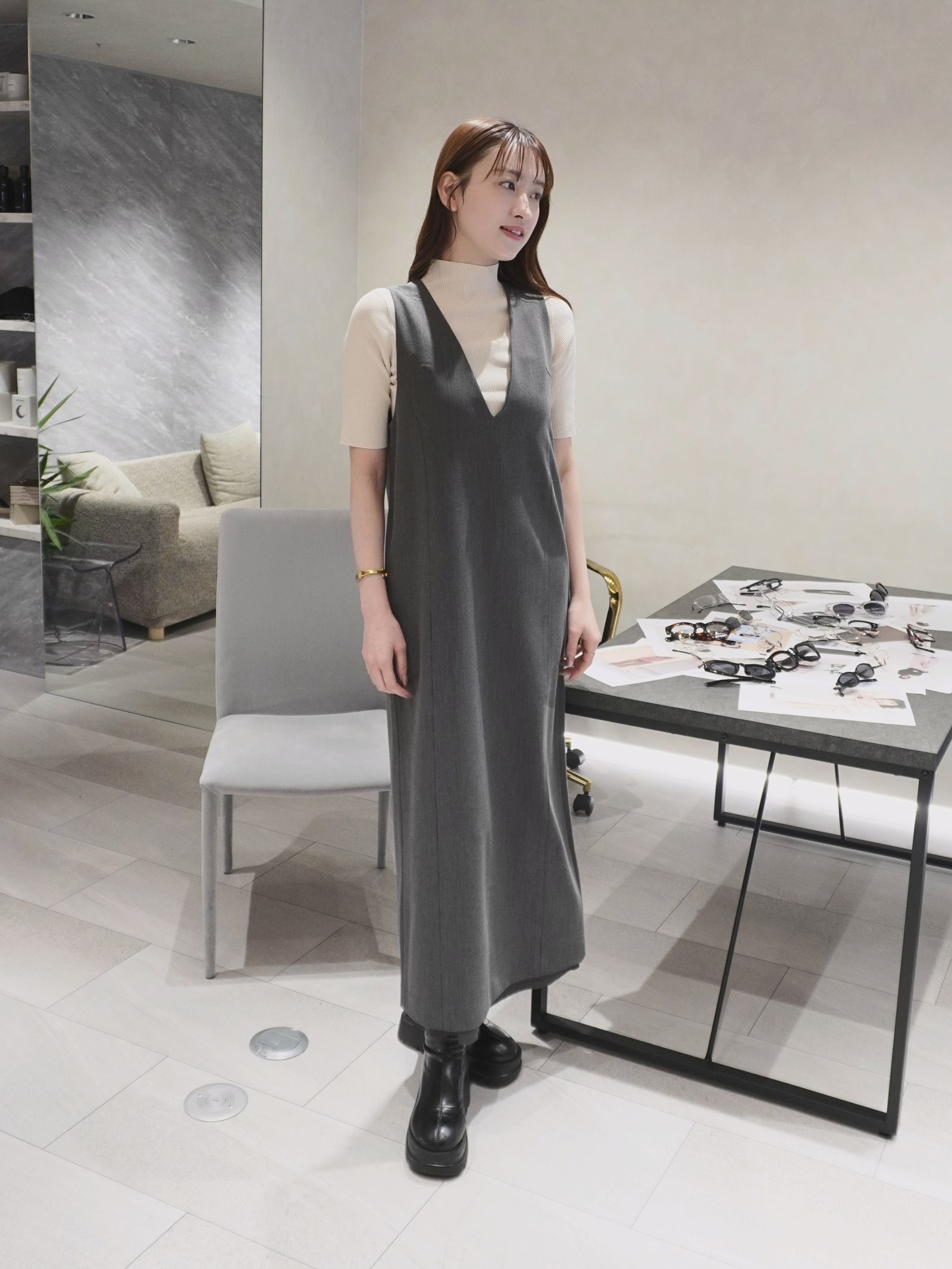 Cutoff Vneck Onepiece / カットオフ Vネックワンピース (グレー)