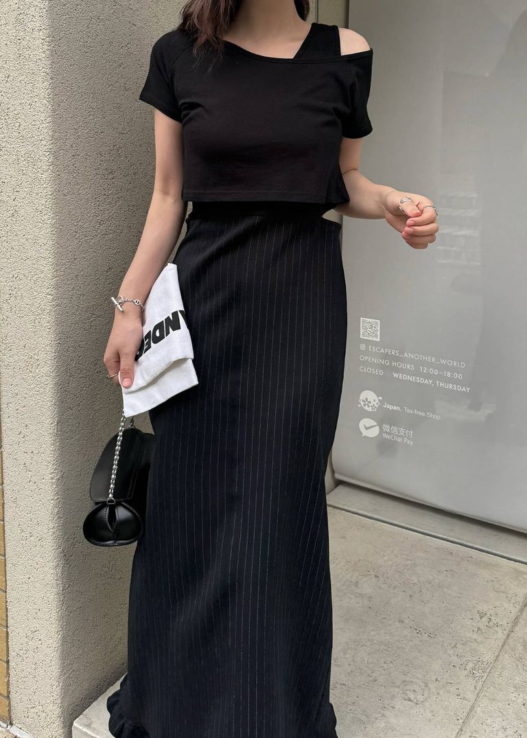 ワンピース、Tシャツ、キャミソールの3ピースのセットアイテム