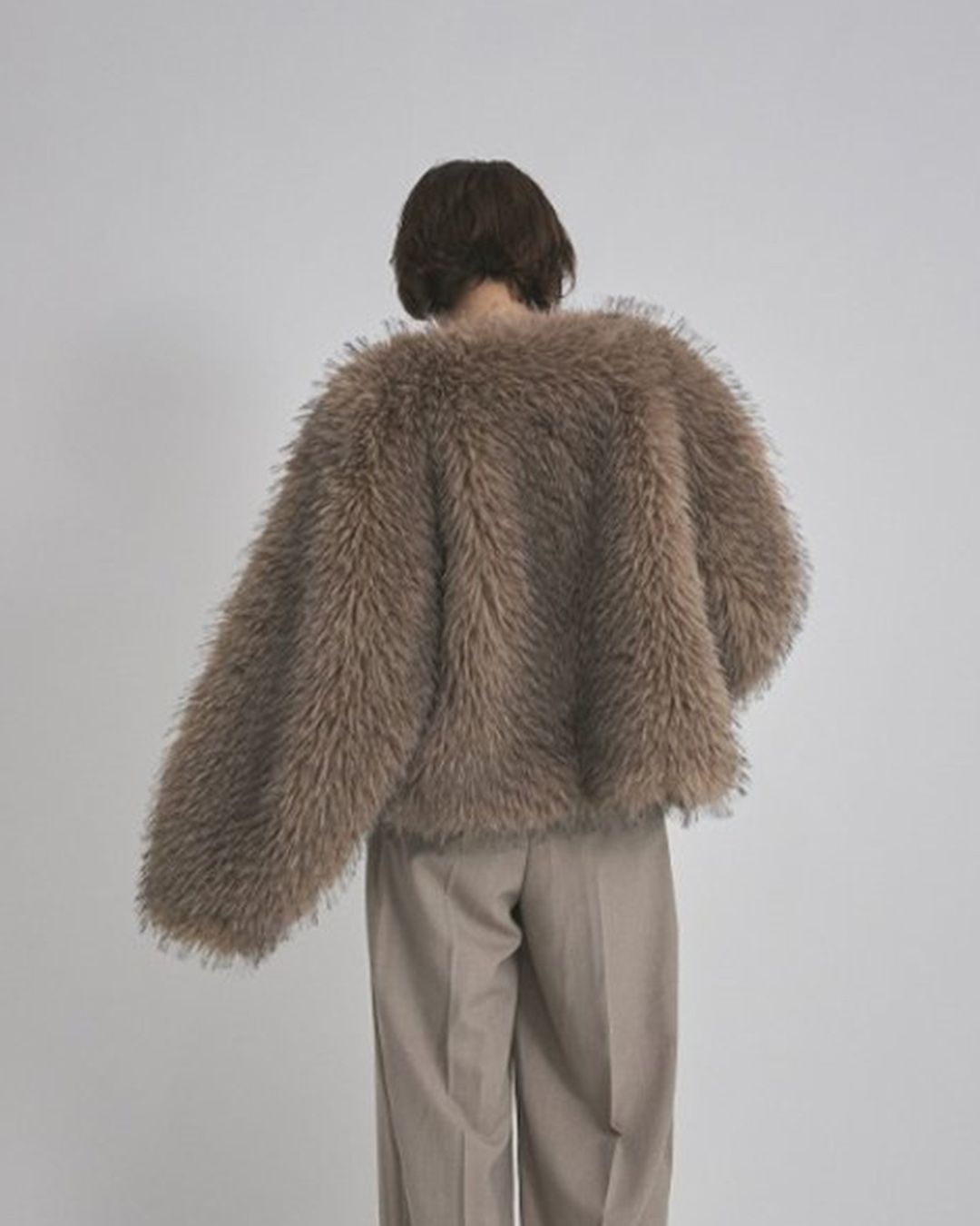 【先行予約】【26TH-09】ムートン調2ウェイファーコート (キャメル) 2way Collar Fox Like Fur Coat (Camel) /  エコファー  /  フェイクファー 【受注期間6/14 23:59まで】