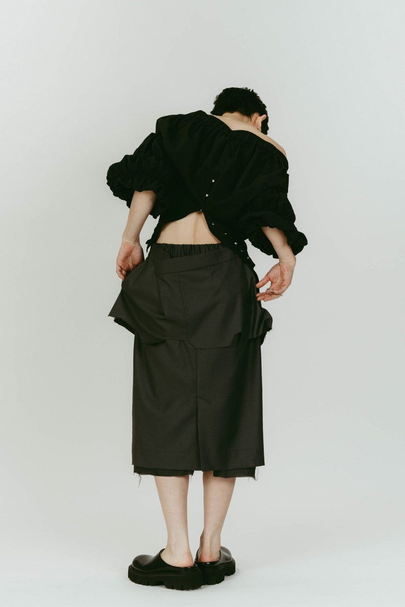 cut layered mid length skirt (Gray) / レイヤード ミディアム丈スカート (グレー) / 26SS