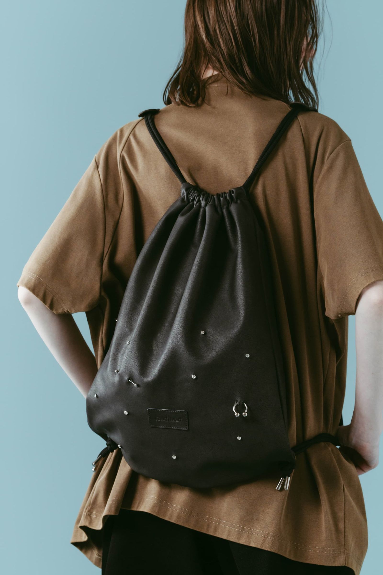 レザードローストリングバッグ (ブラック) leather drawstring bag (Black) /  26SS