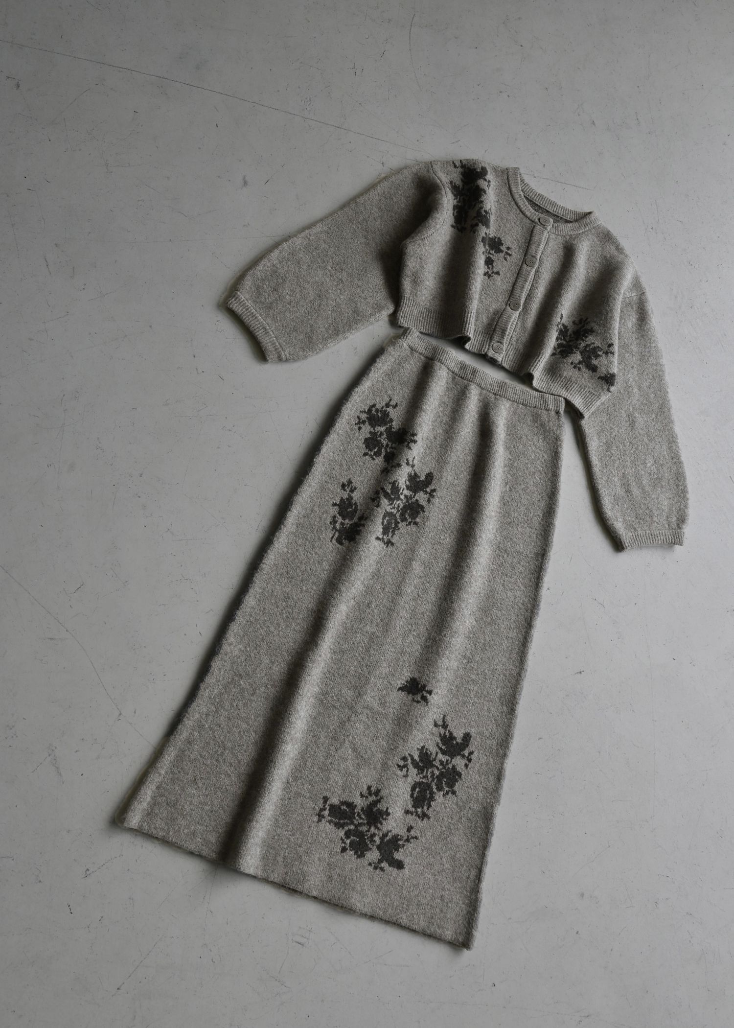 cropped flower jacquard knit cardigan / フラワージャガード ニットカーディガン (ミックス) / 25AW /