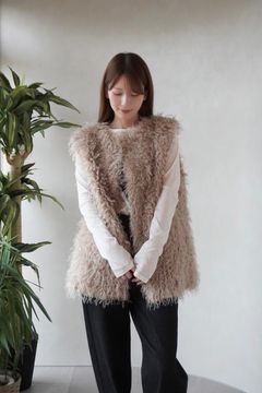 【26TH-18】カーリーファーベスト (グレージュ) Curly Fur Vest (Graige) /  エコファー  /  フェイクファー