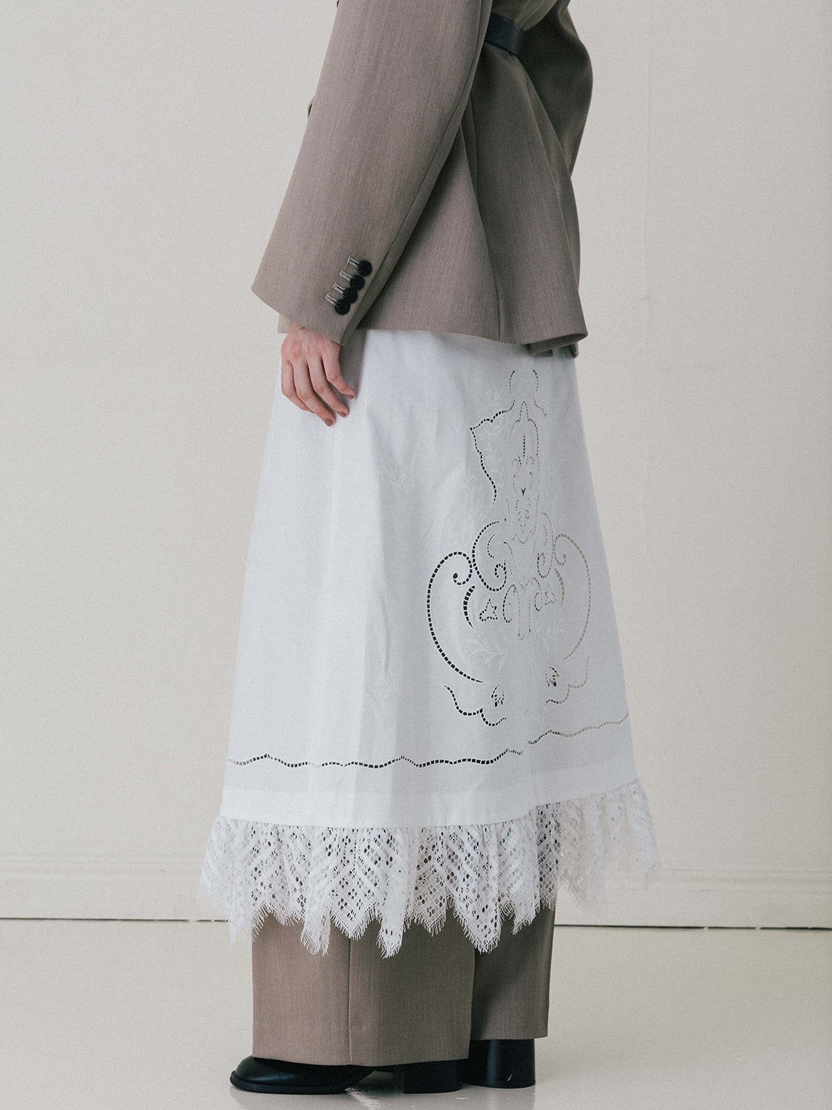【25AW】VENEZIA LACE SKIRT / ヴェネツィアレーススカート (ホワイト)