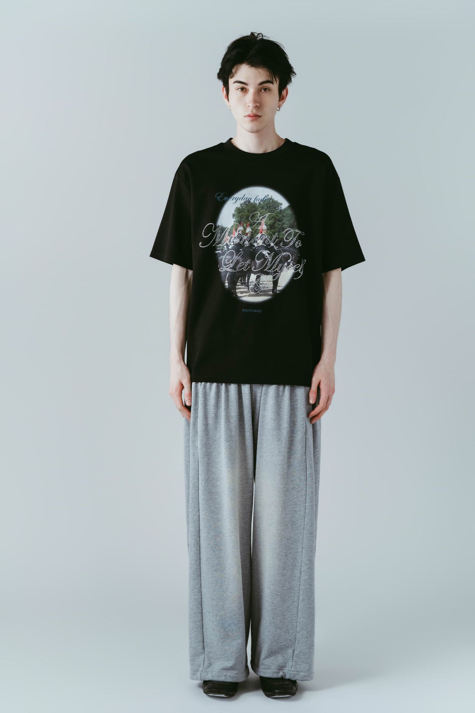 ラインストーングラフィックTシャツ (ブラック) rhinestone graphic tee(unisex) (Black) /  26SS
