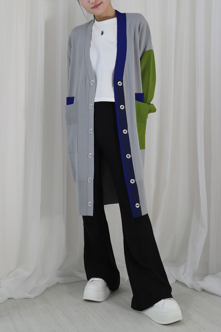 156cm 着用:フリー (店内照明)