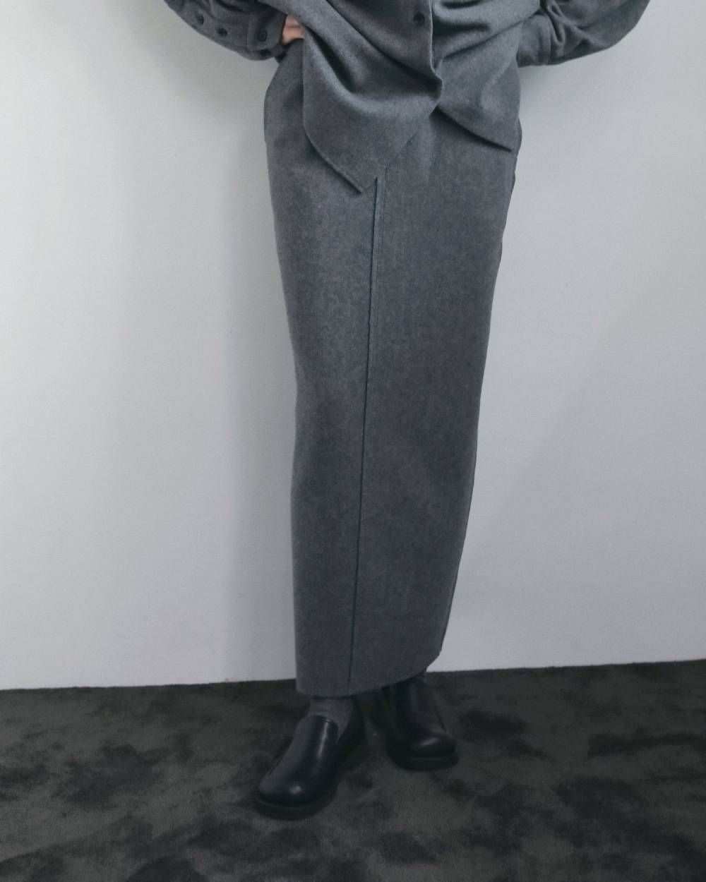 ウールカットオフスカート (チャコールグレー) Wool Cutoff Skirt (Charcoal gray) / 26AW 【6月29日まで期間限定予約】