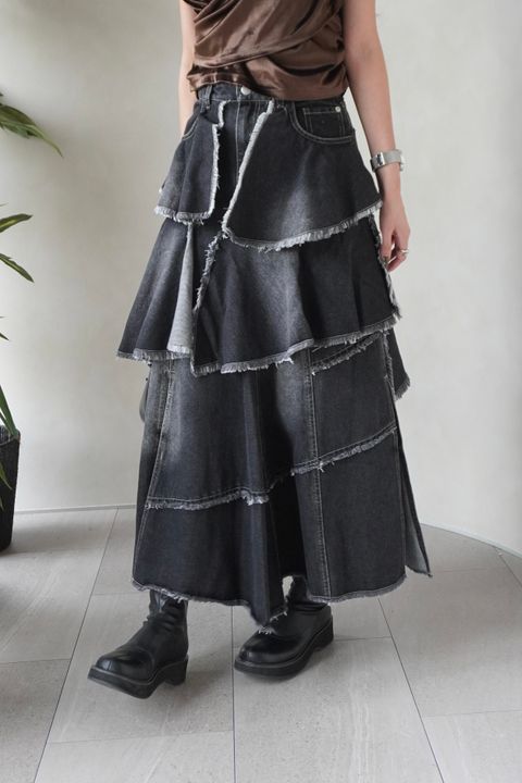 ランダム ティアードフリル デニムスカート (ブラック) random tiered frill denim SK (Black) /  26SS