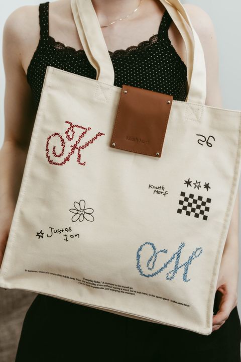 グラフィックキャンバストートバッグ (アイボリー) graphic canvas tote (Ivory) /  26SS