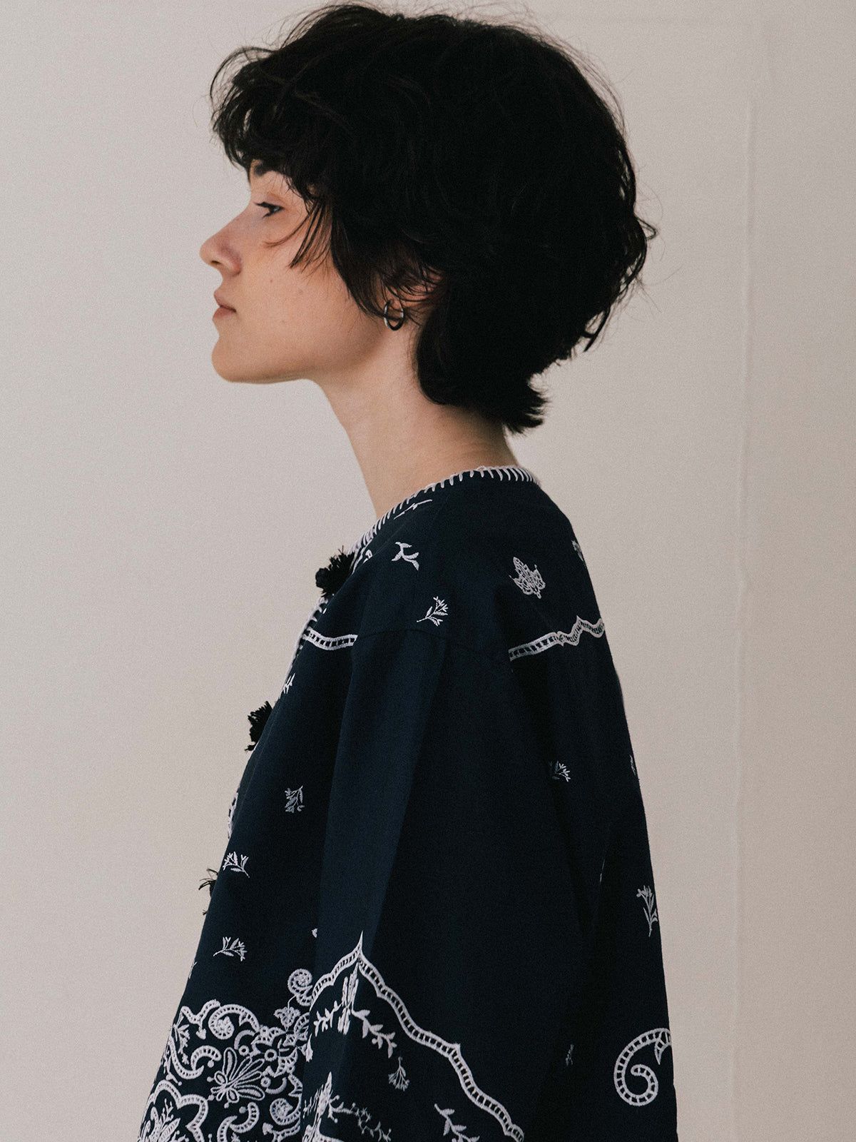 【25AW】VENEZIA LACE BLOUSE / ヴェネツィアレースブラウス (ネイビー)