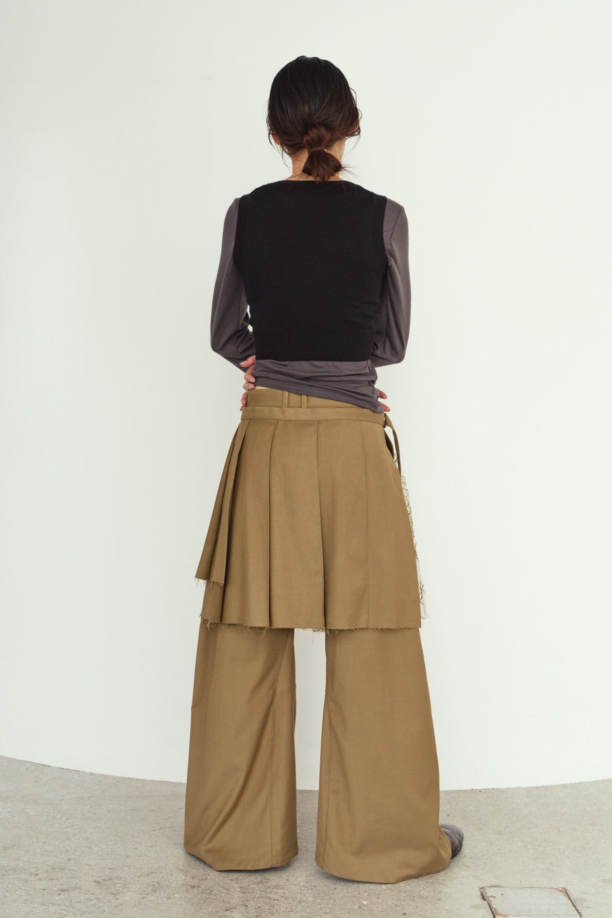 プリーツスカートパンツ (ベージュ) pleated skirt pants (Beige) / 26AW