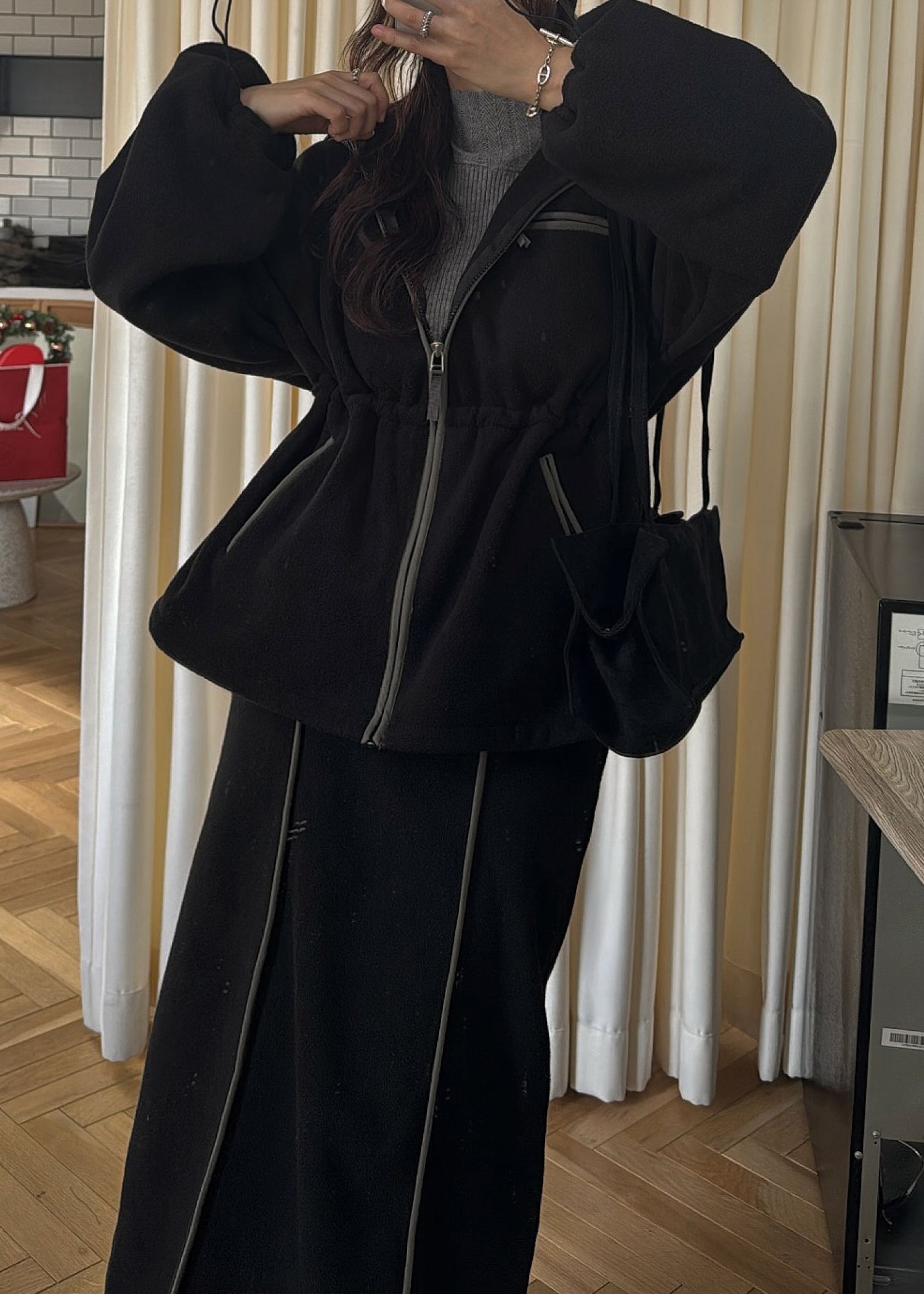 bi color piping fleece drawstring tops / バイカラー フリーストップス (ブラック) / 25AW /