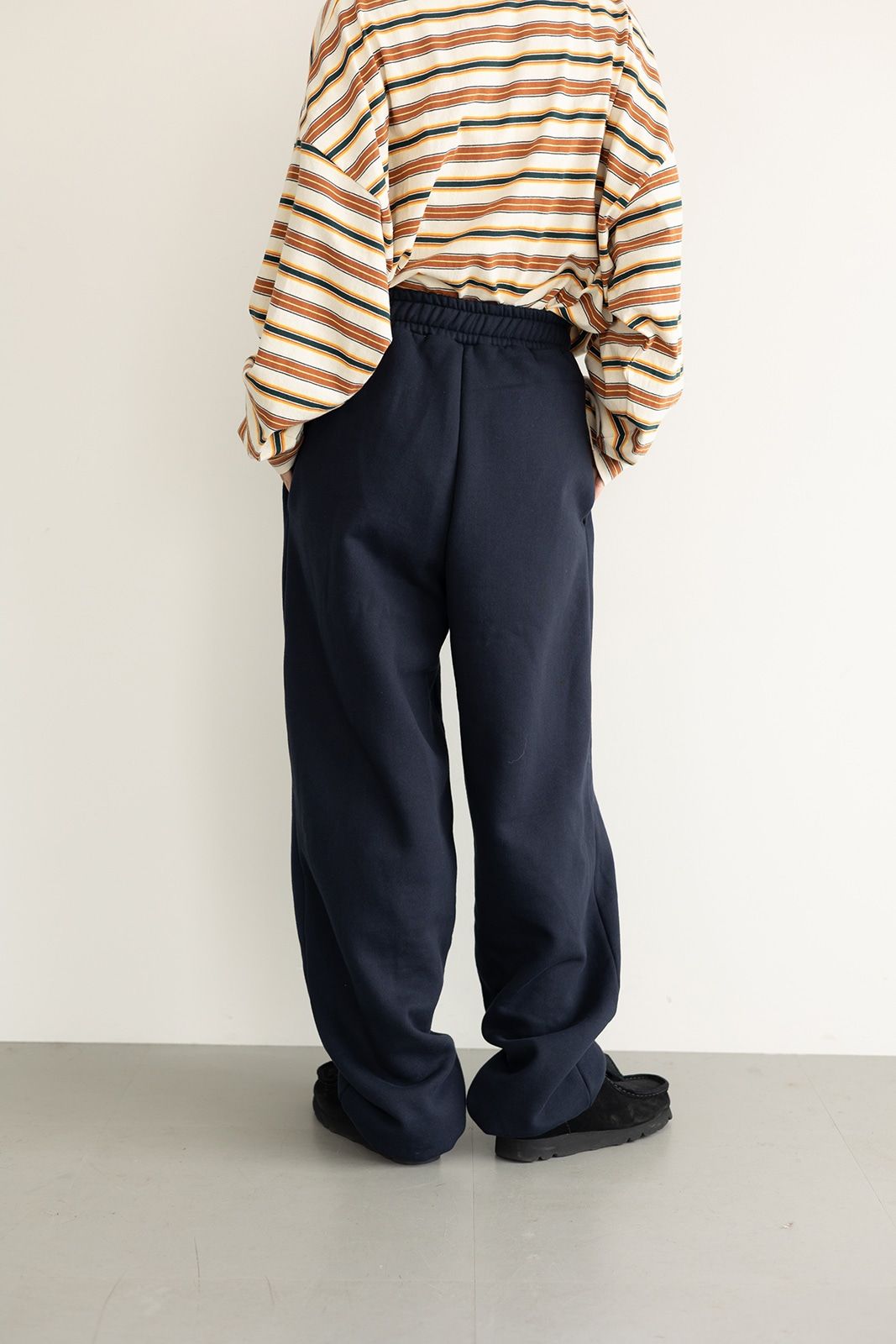 STUDIO CAVEZA スウェットパンツ (ネイビー)