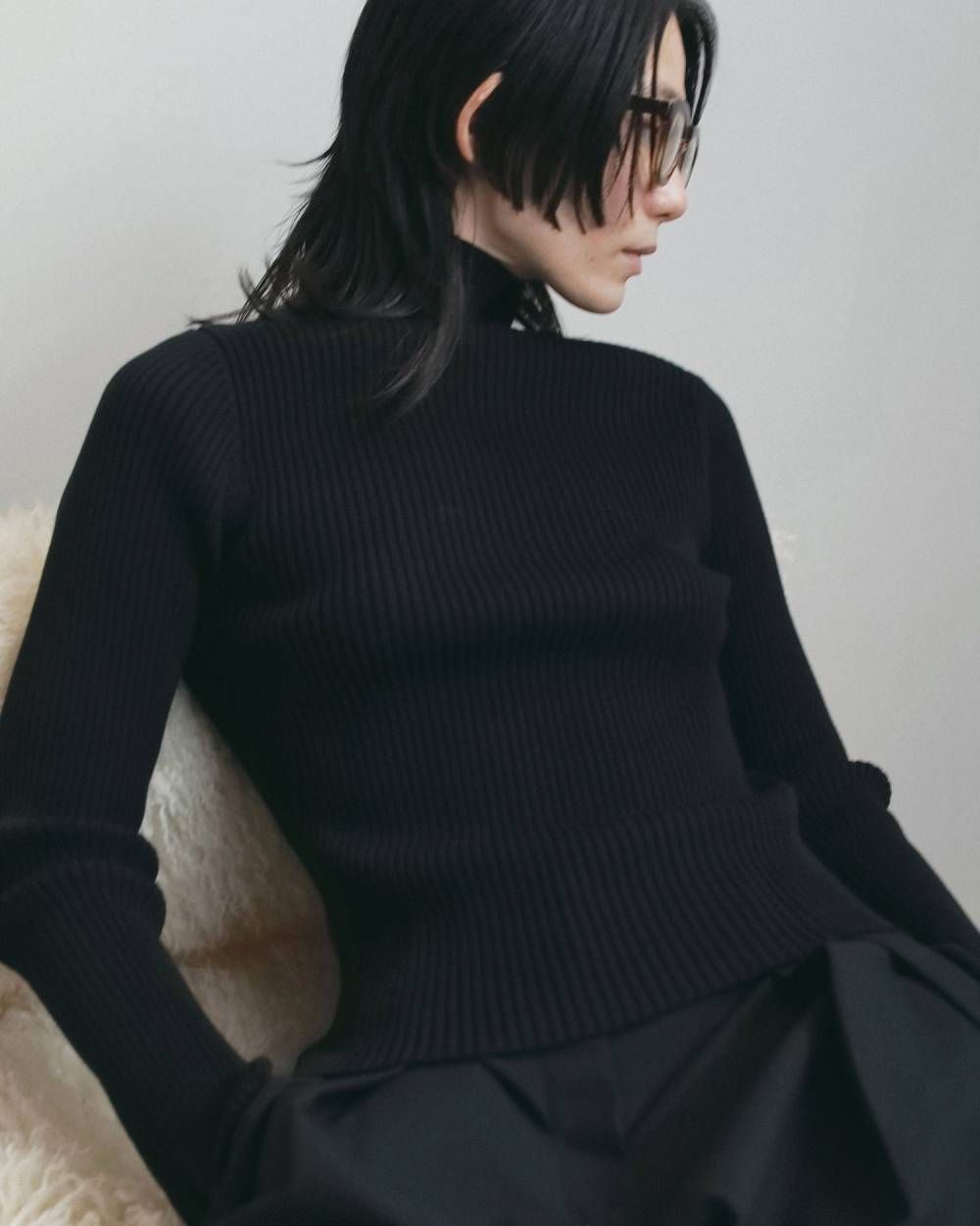 スリットタートルニット (ブラック) Slit Turtle Knit (Black) / 26AW 【6月29日まで期間限定予約】