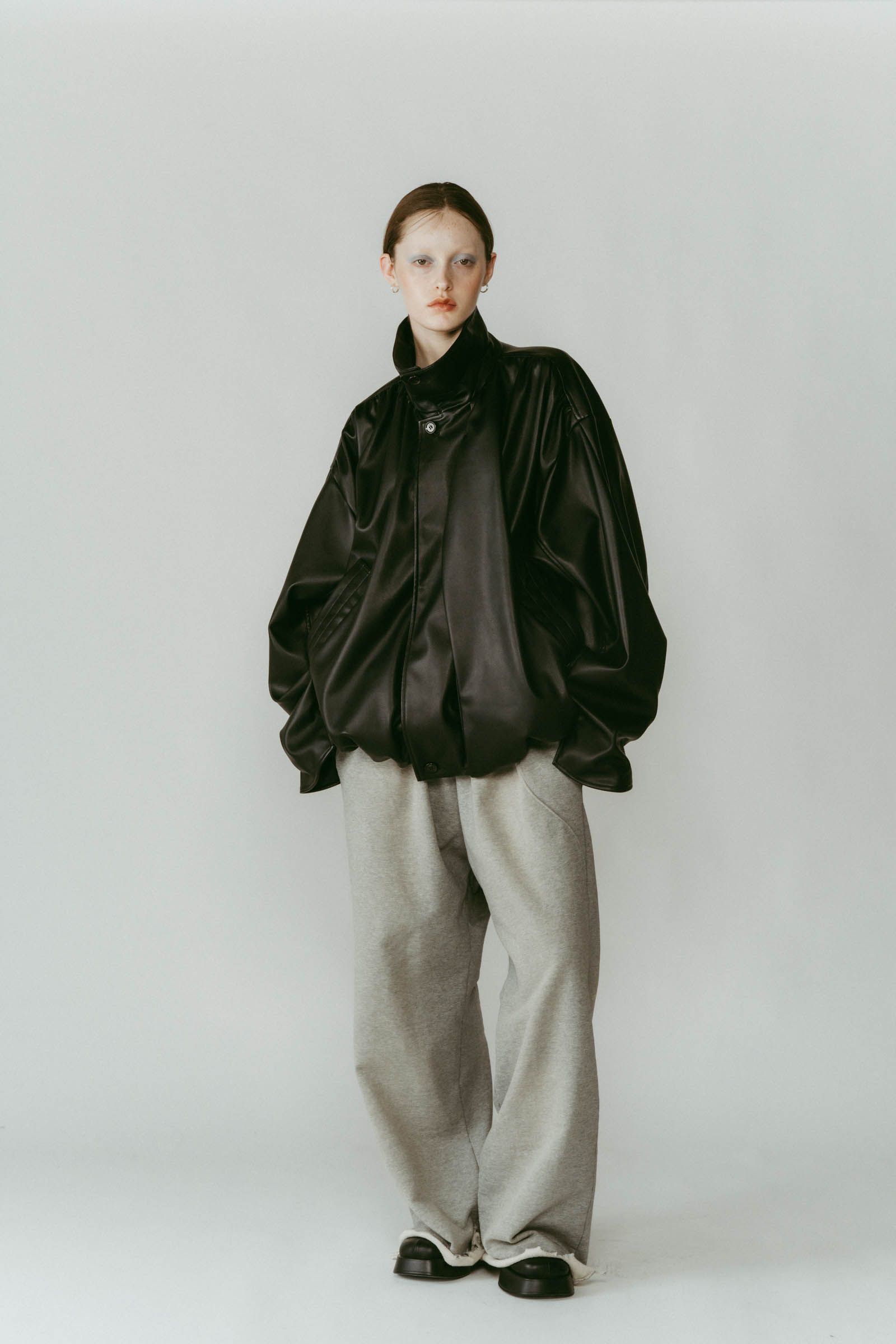 voluminous leather jacket(unisex) / ボリュームレザージャケットブルゾン (ブラック) / 25AW