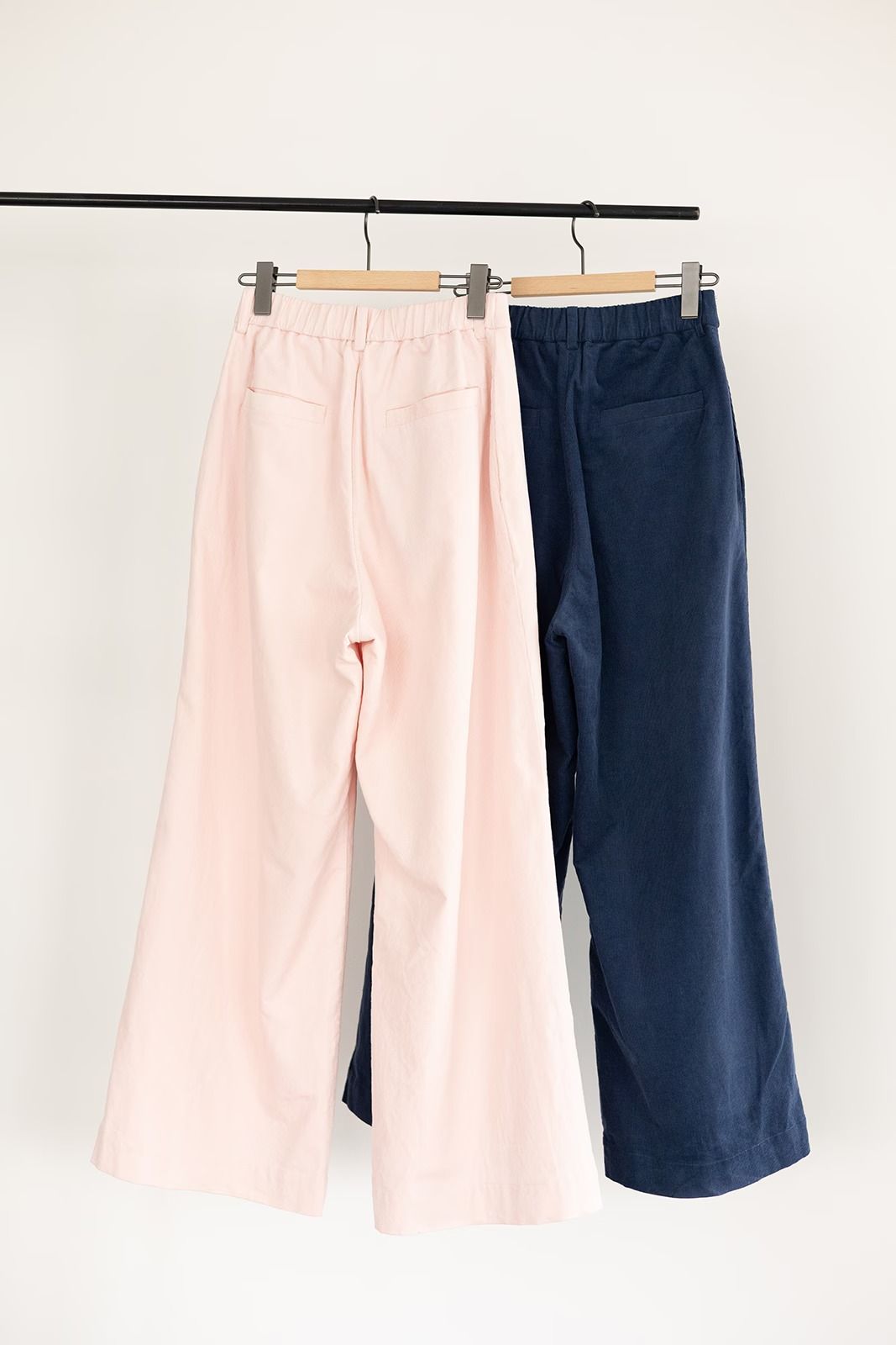 コーデュロイストレートパンツ (ブルー) Corduroy straight pants (Blue) /  26SS