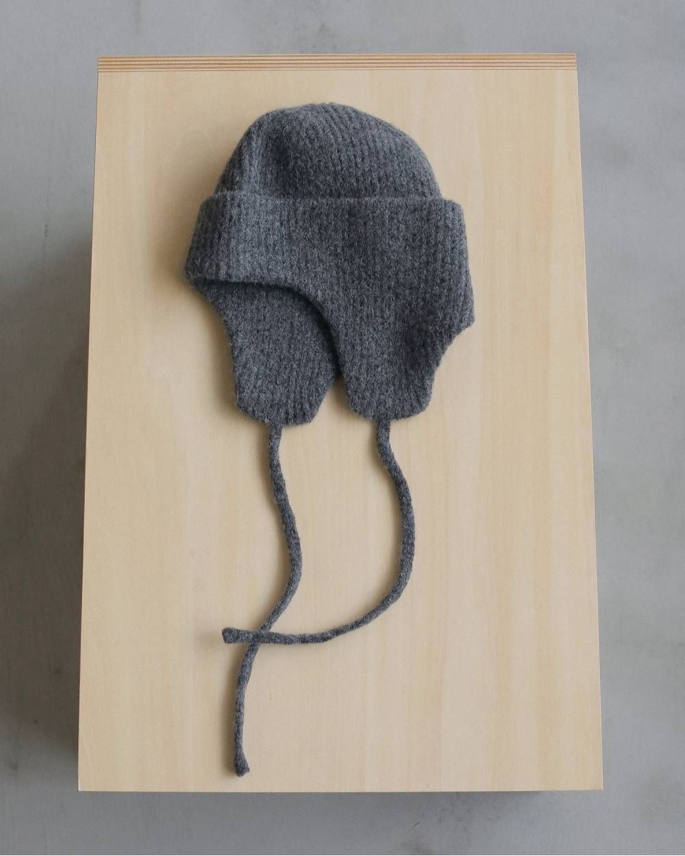 リブニット フライトキャップ (チャコールグレー) Ribknit Flight Cap (Charcoal gray) / 26AW 【6月29日まで期間限定予約】
