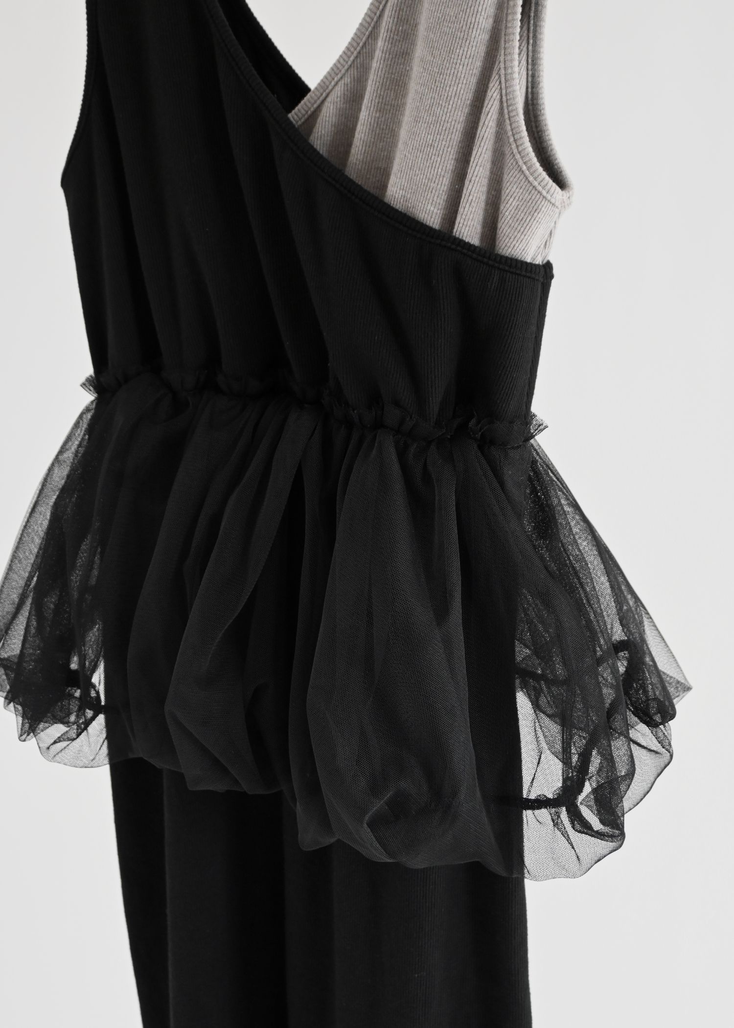 tulle peplum docking rib OP (Black) / チュールペプラムワンピース (オートミール) / 26SS