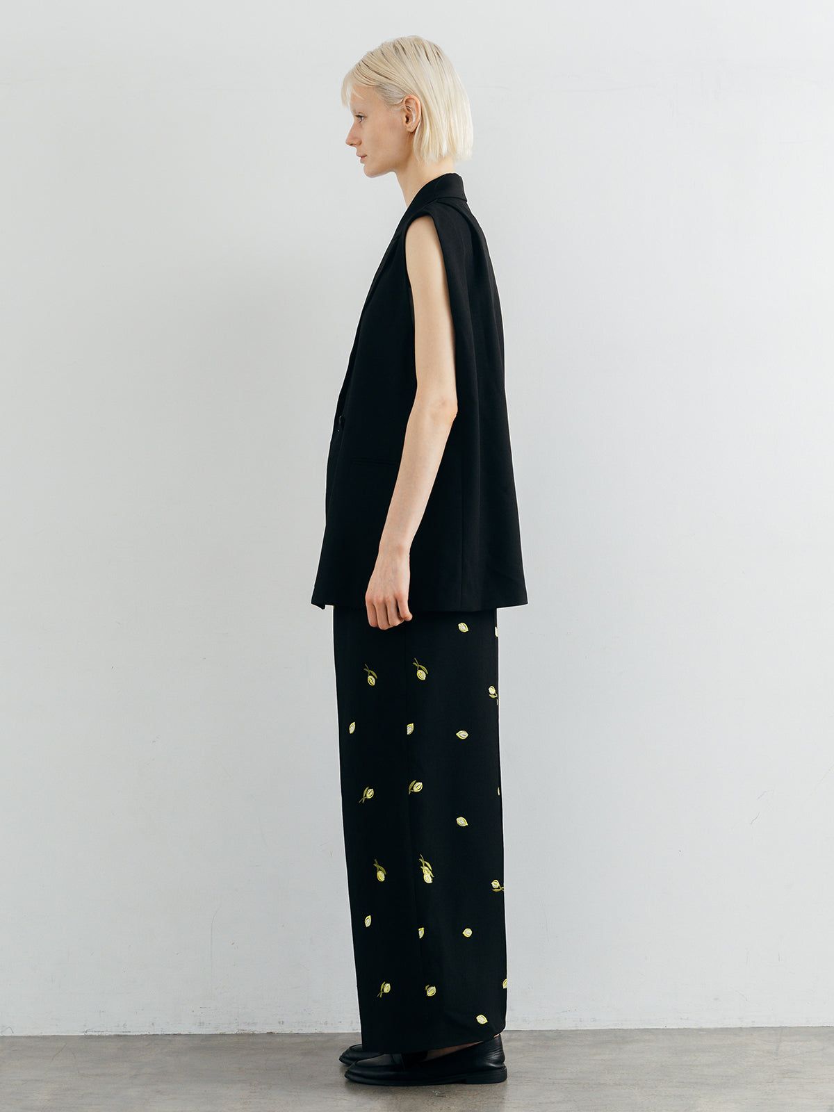 モチーフ エンブロイダリーパンツ (ブラック) MOTIF EMBROIDERY PANTS (Black) /  26SS