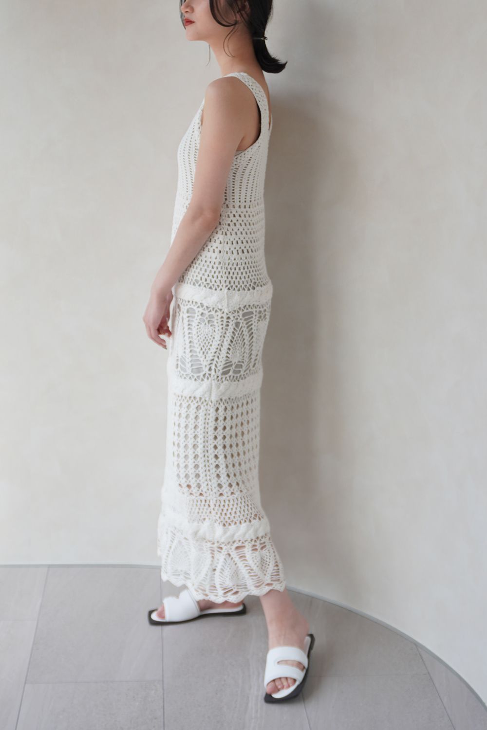 HANDMADE KNIT DRESS / ハンドニットドレス (ホワイト)