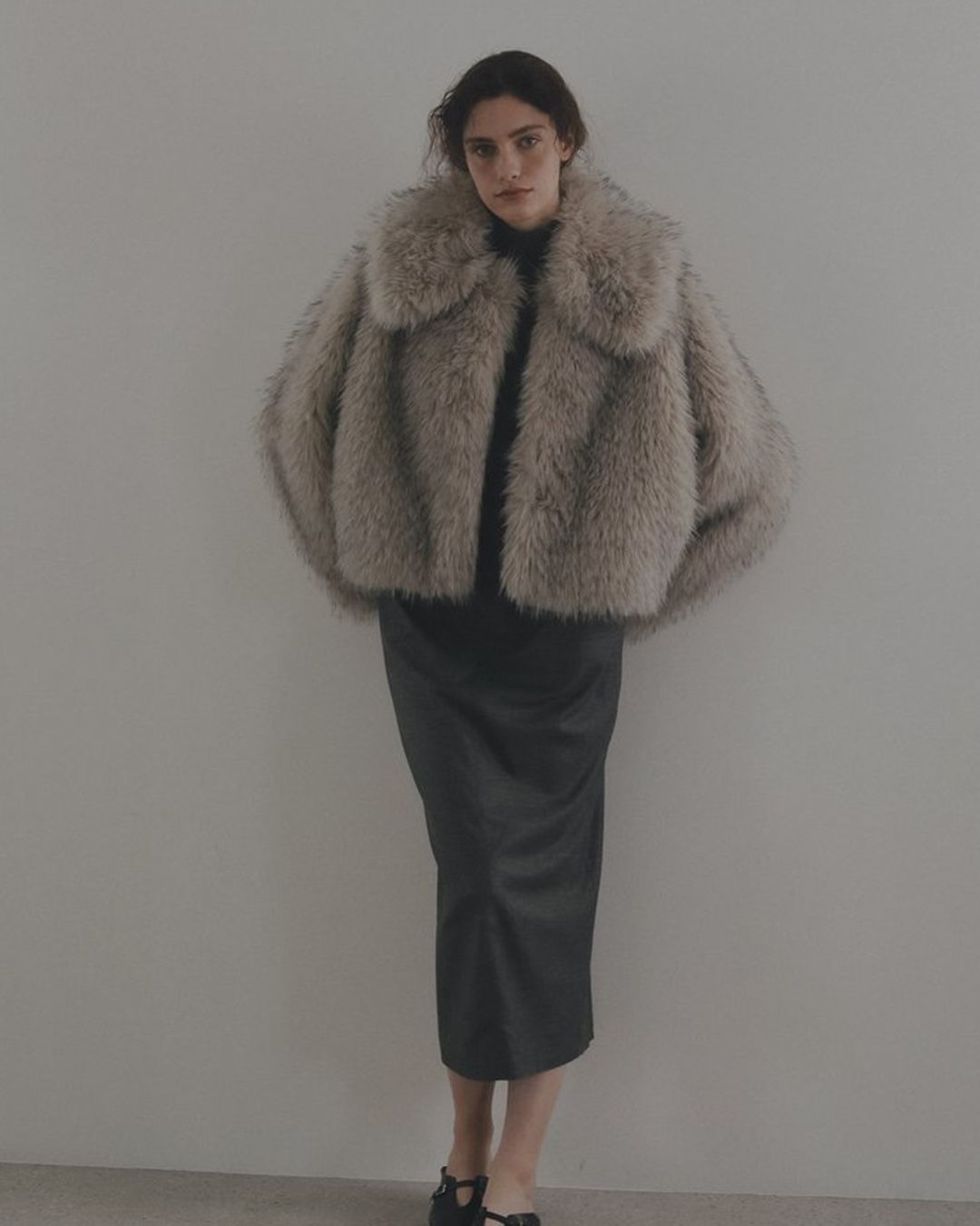 【先行予約】【26TH-09】ムートン調2ウェイファーコート (ライトグレー) 2way Collar Fox Like Fur Coat (L.gray) /  エコファー  /  フェイクファー 【受注期間6/14 23:59まで】
