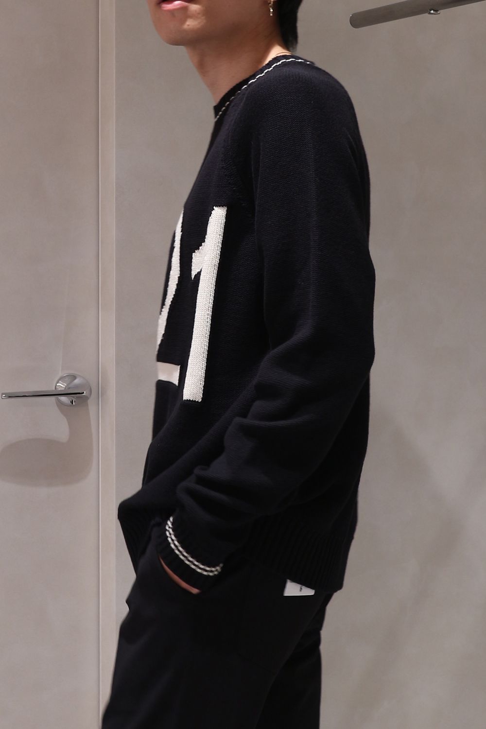 BI-COLOR LOGO KNIT TOPS / バイカラーロゴニットトップス / ユニセックス (ブラック)