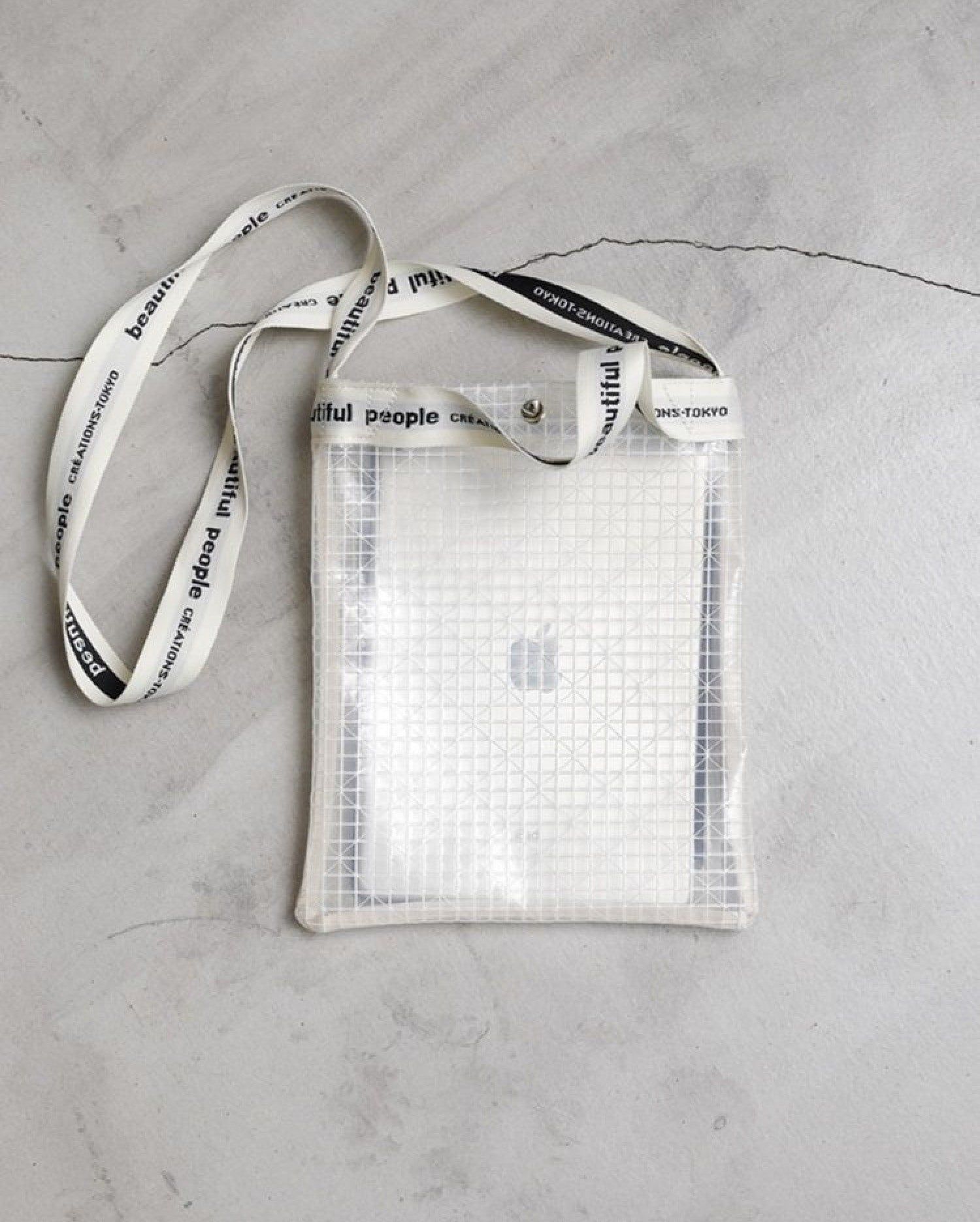 ■beautiful people■Vinyl logo tape Sacoche bag beautiful people - Vinyl logo tape Sacoche bag / ビニール