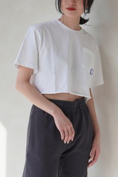 【HUGO BLUE】クロップド丈Tシャツ (ホワイト) / レディース