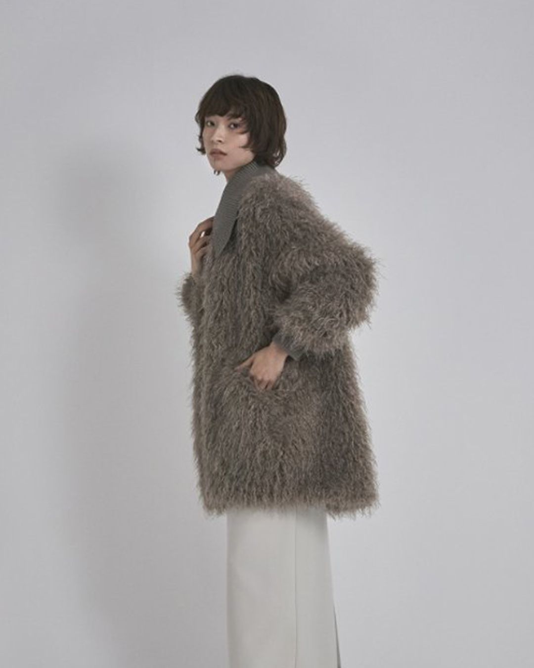 【先行予約】【26TH-06】モヘア調ファーカーディガン (グレージュ) Mohair Like Fur Cardigan (Graige) /  エコファー  /  フェイクファー 【受注期間6/14 23:59まで】
