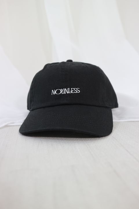 NOUNLESS LOGO CAP / ナウンレスロゴキャップ (ノワール)